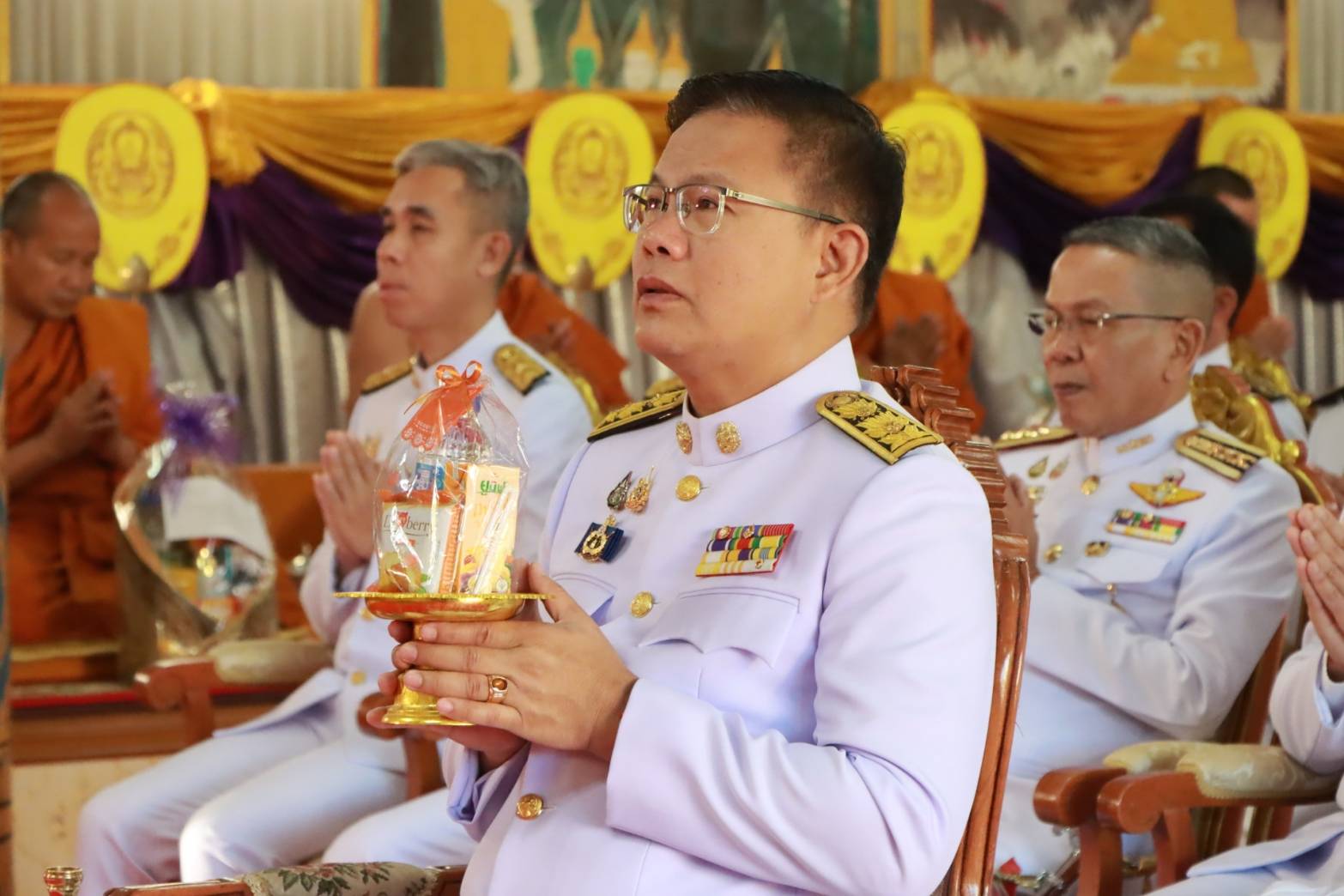 พช.นครพนม ร่วมพิธีเจริญพระพุทธมนต์และพิธีตักบาตรเฉลิมพระเกียรติเนื่องในวันคล้ายวันประสูติ สมเด็จพระเจ้าลูกเธอ เจ้าฟ้าพัชรกิติยาภา นเรนทิราเทพยวดี กรมหลวงราชสาริณีสิริพัชร มหาวัชรราชธิดา