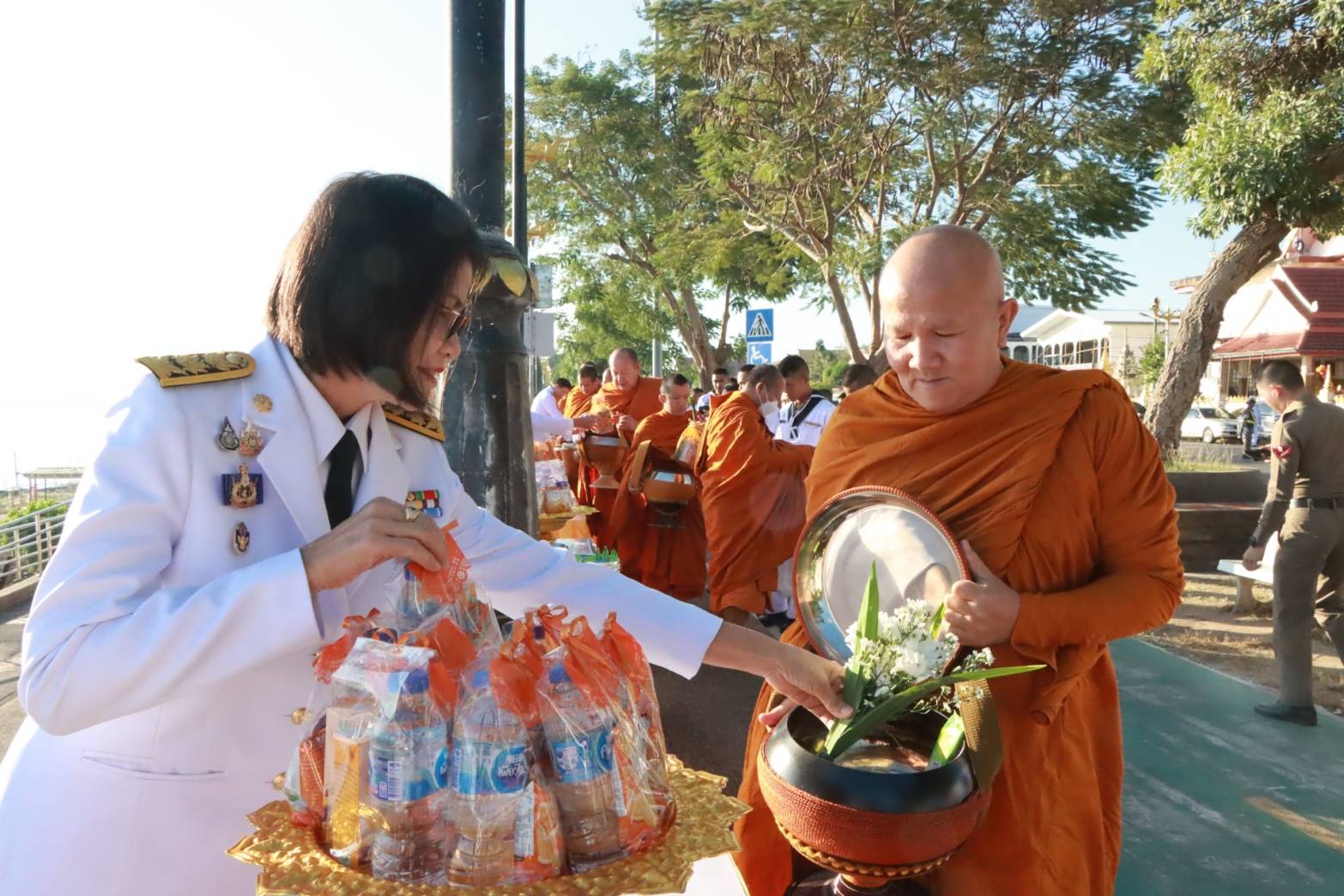 พช.นครพนม ร่วมพิธีเจริญพระพุทธมนต์และพิธีตักบาตรเฉลิมพระเกียรติเนื่องในวันคล้ายวันประสูติ สมเด็จพระเจ้าลูกเธอ เจ้าฟ้าพัชรกิติยาภา นเรนทิราเทพยวดี กรมหลวงราชสาริณีสิริพัชร มหาวัชรราชธิดา