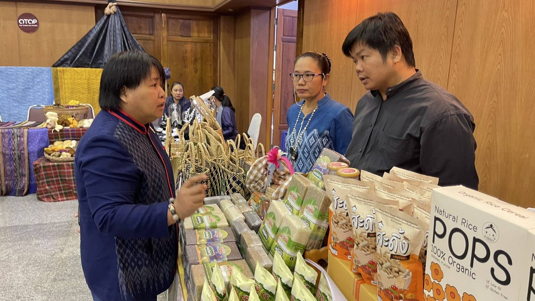 พช.นครพนม ร่วมประชุมต้อนรับนักลงทุนจากประเทศจีน “โครงการแลกเปลี่ยนเรียนรู้แนวทางการลงทุนในเขตเศรษฐกิจพิเศษ ของนักลงทุนจีน ร่วมกับ มหาวิทยาลัยนครพนม และจังหวัดนครพนม ครั้งที่ 1/2567”
