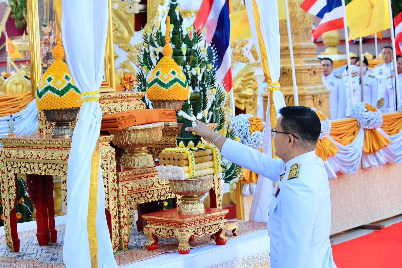 พช.นครพนม ร่วมพิธีสมโภชพระอุรังคธาตุเฉลิมพระเกียรติ พระบาทสมเด็จพระเจ้าอยู่หัว เนื่องในโอกาสมหามงคลวันเฉลิมพระชนมพรรษา 6 รอบ 28 กรกฎาคม พุทธศักราช 2567