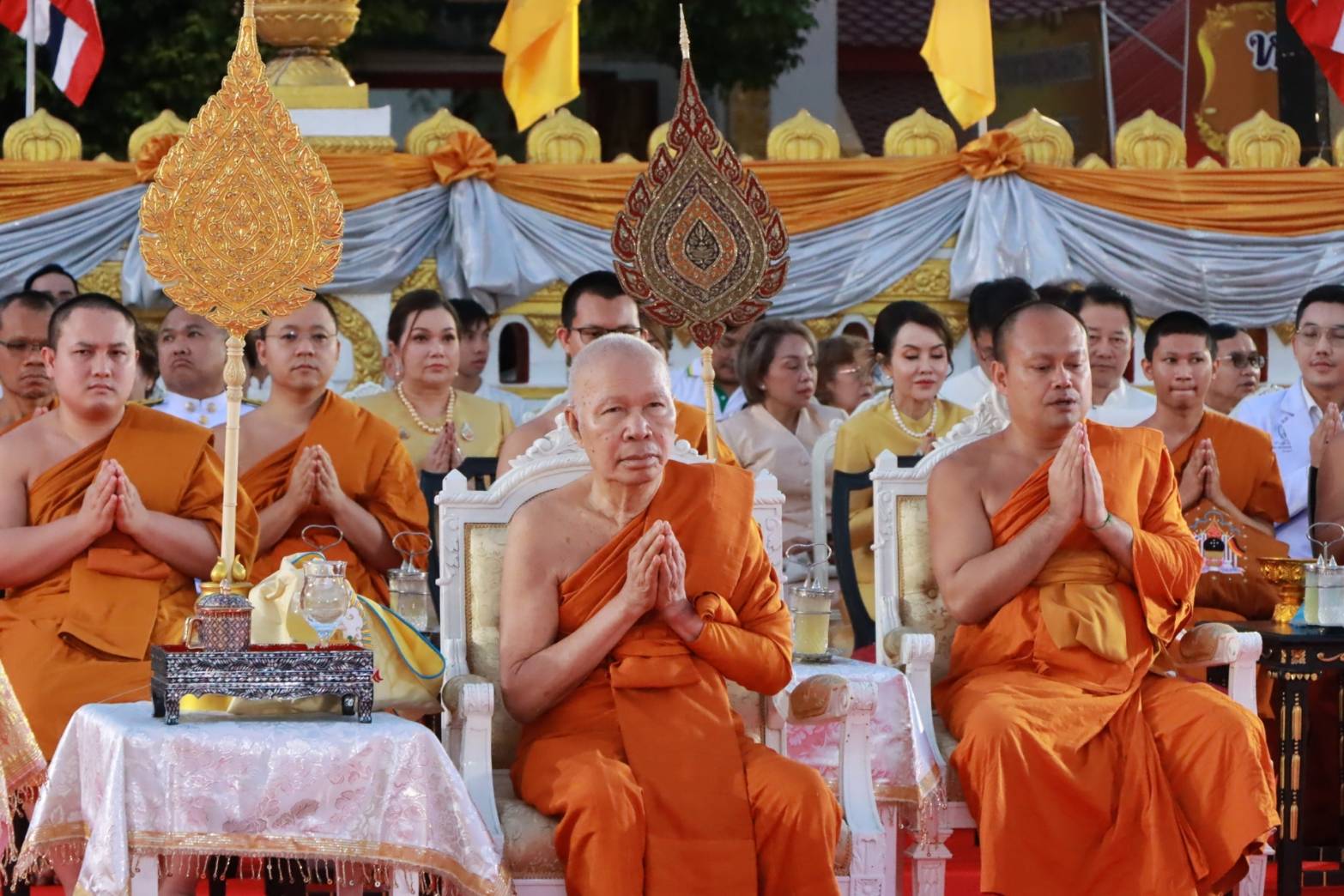 พช.นครพนม ร่วมพิธีสมโภชพระอุรังคธาตุเฉลิมพระเกียรติ พระบาทสมเด็จพระเจ้าอยู่หัว เนื่องในโอกาสมหามงคลวันเฉลิมพระชนมพรรษา 6 รอบ 28 กรกฎาคม พุทธศักราช 2567