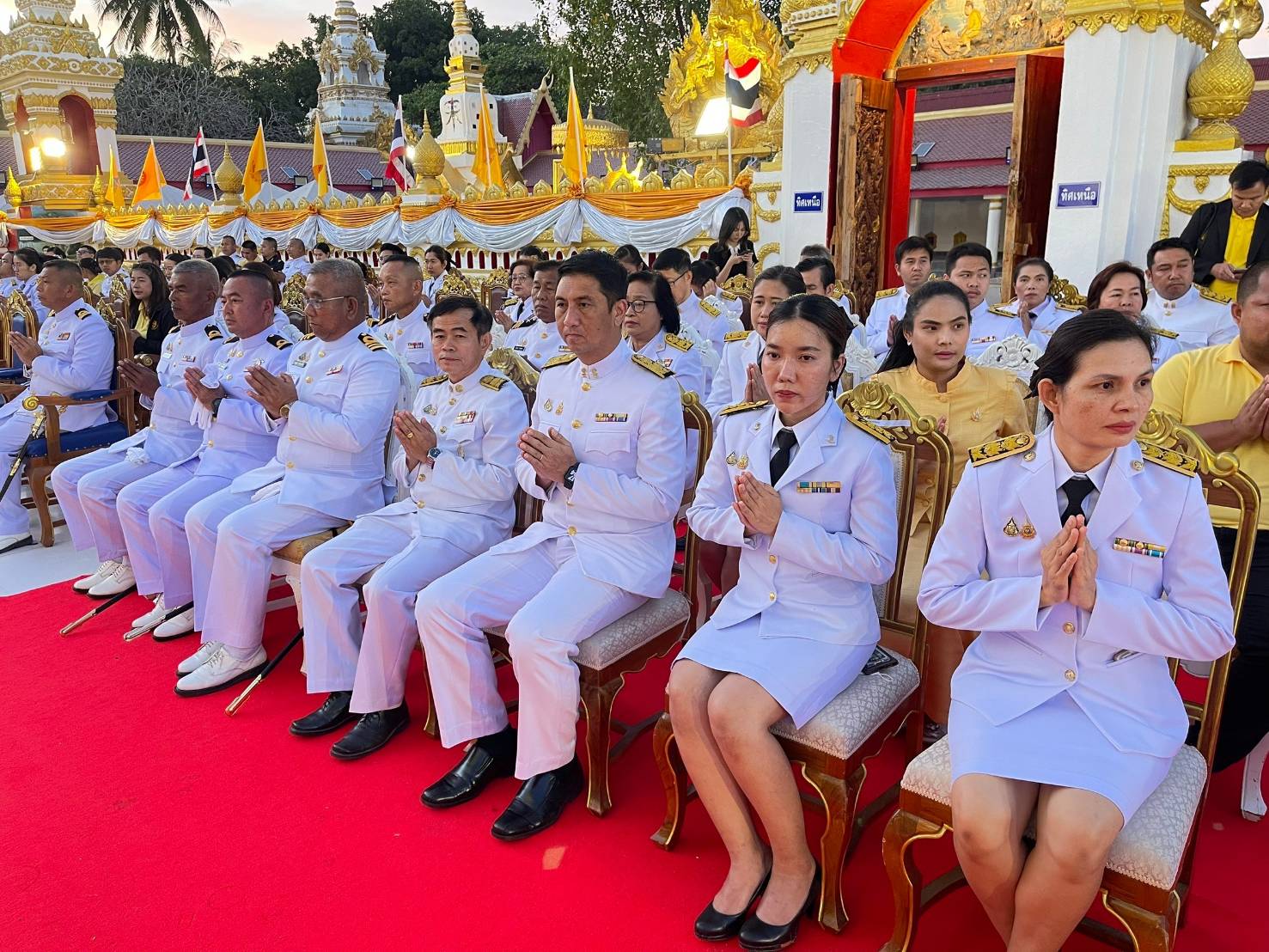 พช.นครพนม ร่วมพิธีสมโภชพระอุรังคธาตุเฉลิมพระเกียรติ พระบาทสมเด็จพระเจ้าอยู่หัว เนื่องในโอกาสมหามงคลวันเฉลิมพระชนมพรรษา 6 รอบ 28 กรกฎาคม พุทธศักราช 2567