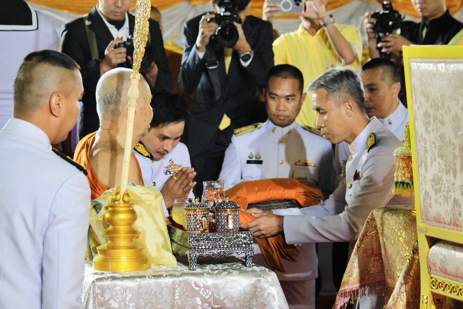 พช.นครพนม ร่วมพิธีสมโภชพระอุรังคธาตุเฉลิมพระเกียรติ พระบาทสมเด็จพระเจ้าอยู่หัว เนื่องในโอกาสมหามงคลวันเฉลิมพระชนมพรรษา 6 รอบ 28 กรกฎาคม พุทธศักราช 2567