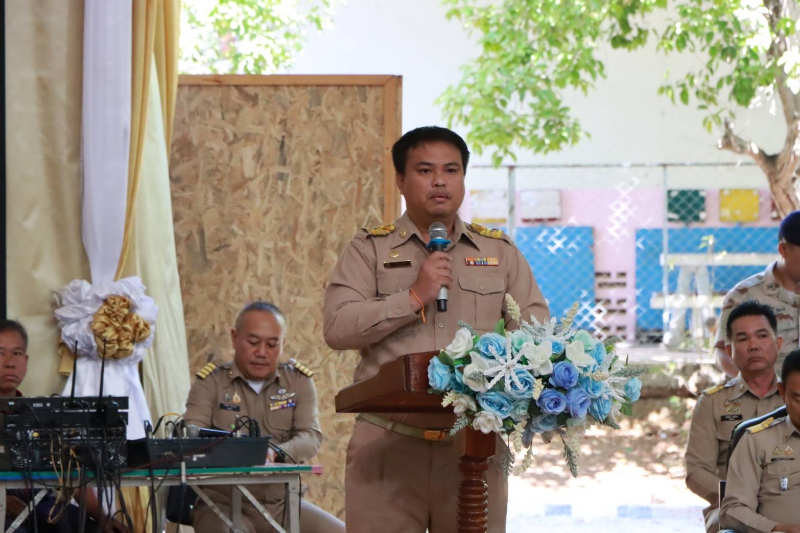พช.นครพนม ร่วมให้การต้อนรับ ในโอกาส มท.2 ลงพื้นที่ตรวจราชการและมอบนโยบายสำคัญของรัฐบาล ติดตามการรักษามาตรฐานศูนย์ราชการสะดวก และตรวจติดตามโครงการเดินสำรวจออกโฉนดที่ดินและรังวัดรูปแบบโฉนดที่ดิน พื้นที่อำเภอปลาปาก วังยางและนาแก