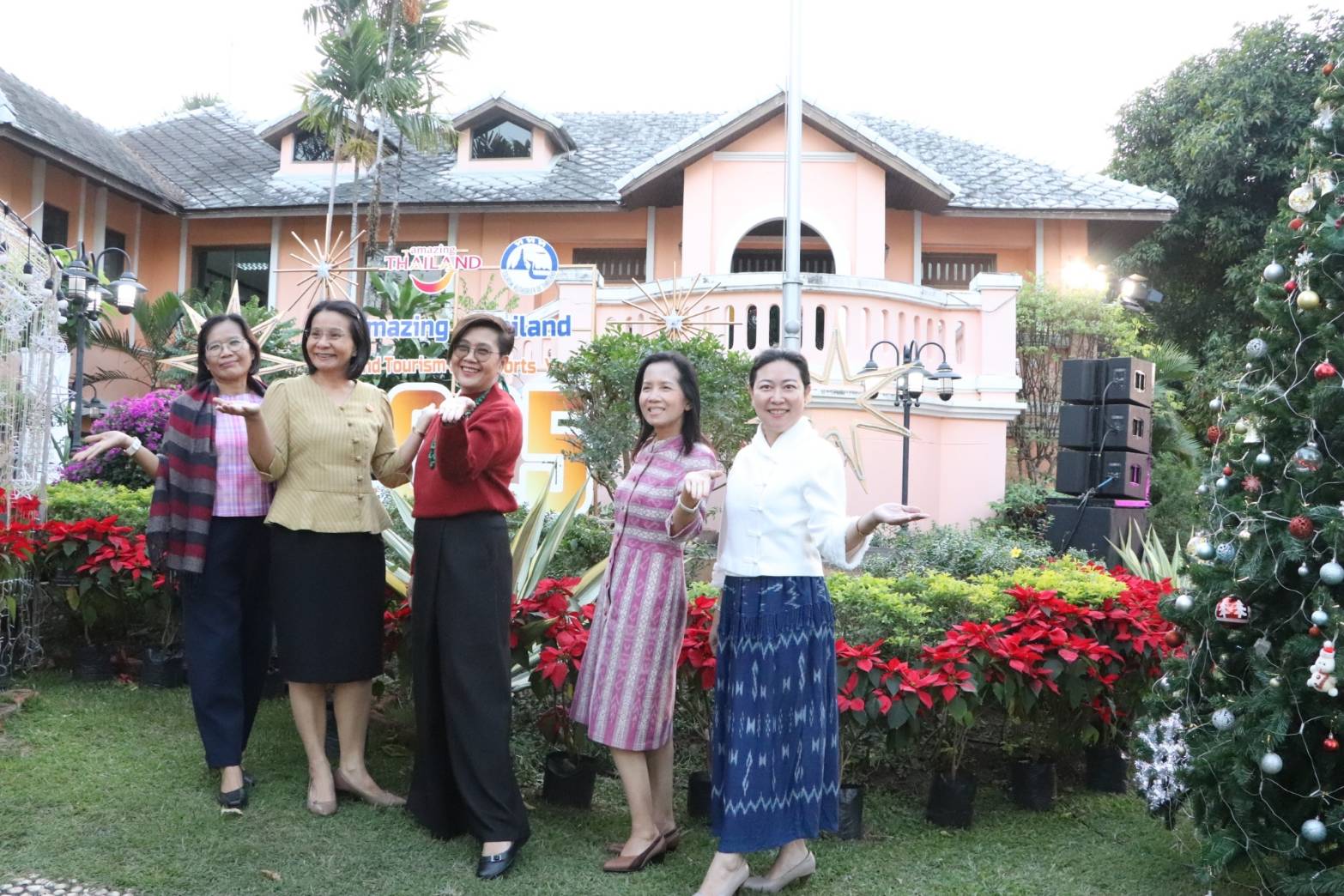 พช.นครพนม ร่วมเปิดกิจกรรม TAT Nakhonphanom Open House#10 งานเทศกาลคริสต์มาสและงาน Nakhonphanom Winter Festival ประจำปี 2567