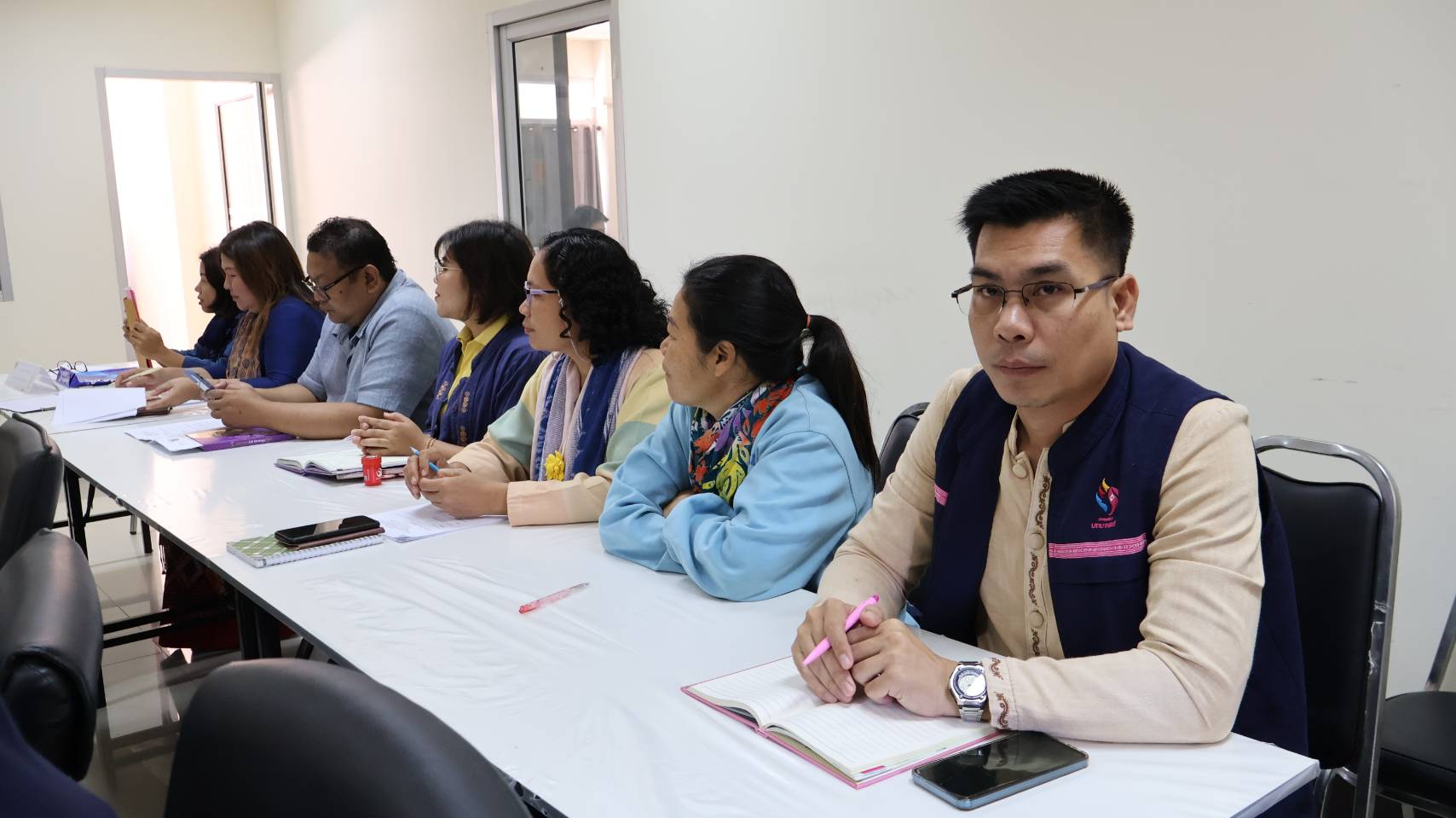 พช.นครพนม ร่วมการประชุมชี้แจงแนวทางการตรวจประเมินศักยภาพศูนย์เรียนรู้การพัฒนาคุณภาพชีวิตตามหลักทฤษฎีใหม่ ประยุกต์สู่ “โคก หนอง นา” ผ่านระบบวีดิทัศน์ทางไกล (video conference)