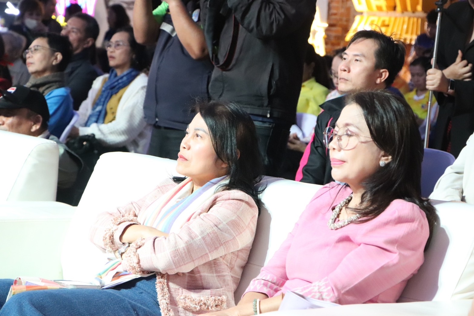 พช.นครพนม ร่วมเป็นเกียรติในงานแถลงข่าว ในการจัดงาน Nakhonphanom Winter Fastival ประจำปี 2568 และงานประเพณีแห่ดาวคริสต์มาสนครพนม “ชมดาวที่หนองแสง”