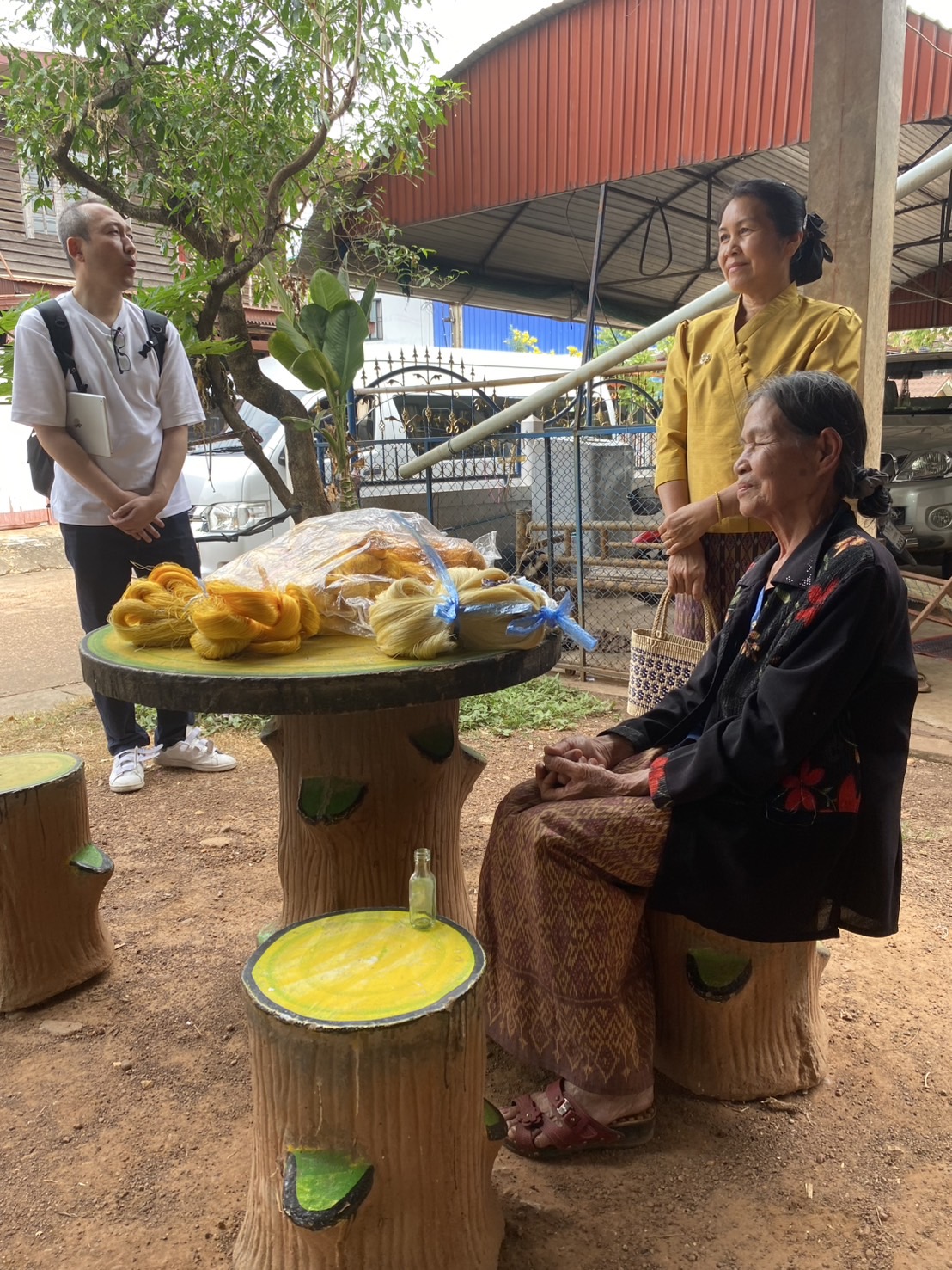 พช.นครพนม ร่วมลงพื้นที่ติดตามโครงการสืบสานพระราชปณิธาน “นาหว้าโมเดล”
