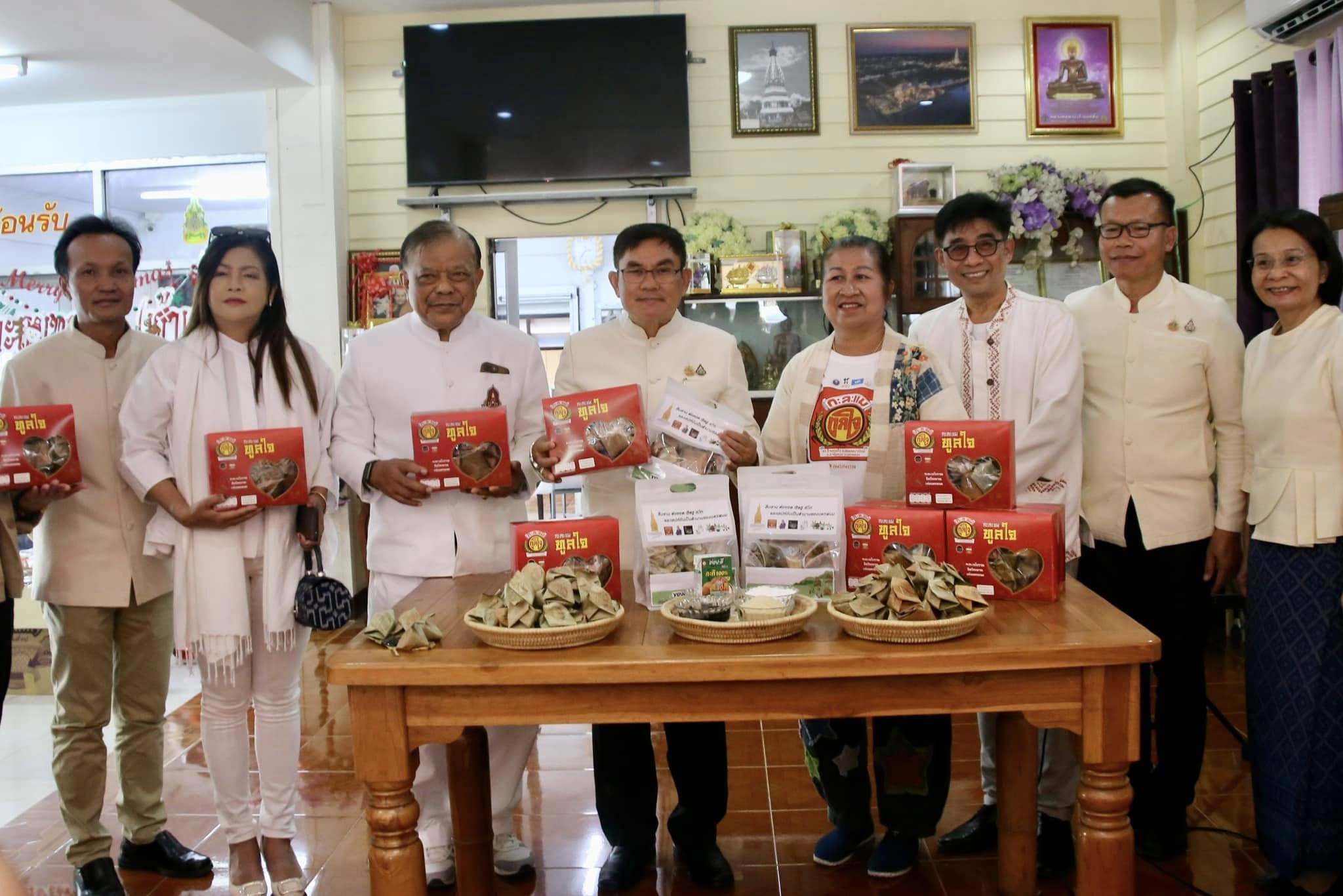 นครพนม เปิดเส้นทาง “พาสายมูดูกะละแมโบราณนครพนมตามรอยขนมแห่งศรัทธาสู่มรดกภูมิปัญญาแห่งเมืองธาตุพนม” ชูซอฟต์พาวเวอร์ร์ต่อยอดมรดกภูมิปัญญาอาหารถิ่น