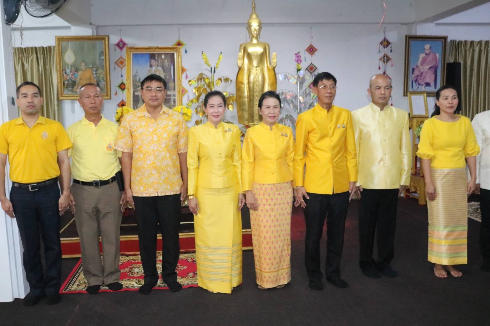 พช.นครพนม เข้าร่วมพิธีเจริญพระพุทธมนต์เฉลิมพระเกียรติถวายพระพรชัยมงคลแด่ พระบาทสมเด็จพระเจ้าอยู่หัว