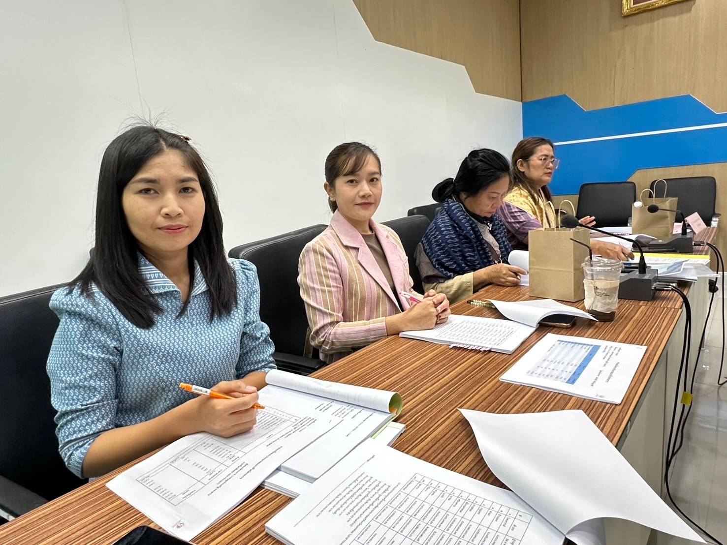 นครพนม ประชุมคณะอนุกรรมการบริหารกองทุนพัฒนาบทบาทสตรี จังหวัดนครพนม ครั้งที่ 1/2568