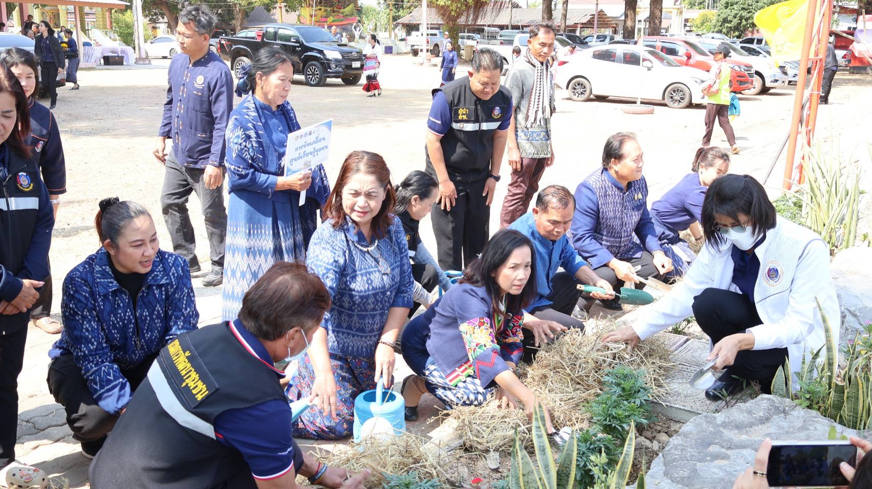 นครพนม รวมพลังผู้นำอาสาพัฒนาชุมชน ขับเคลื่อนกิจกรรม “อช.นครพนม รวมใจ ขจัดภัยแก้จน พัฒนาชุมชนอย่างพอเพียง” เนื่องในวาระครบรอบ 56 ปี โครงการพัฒนาผู้นำอาสาพัฒนาชุมชน