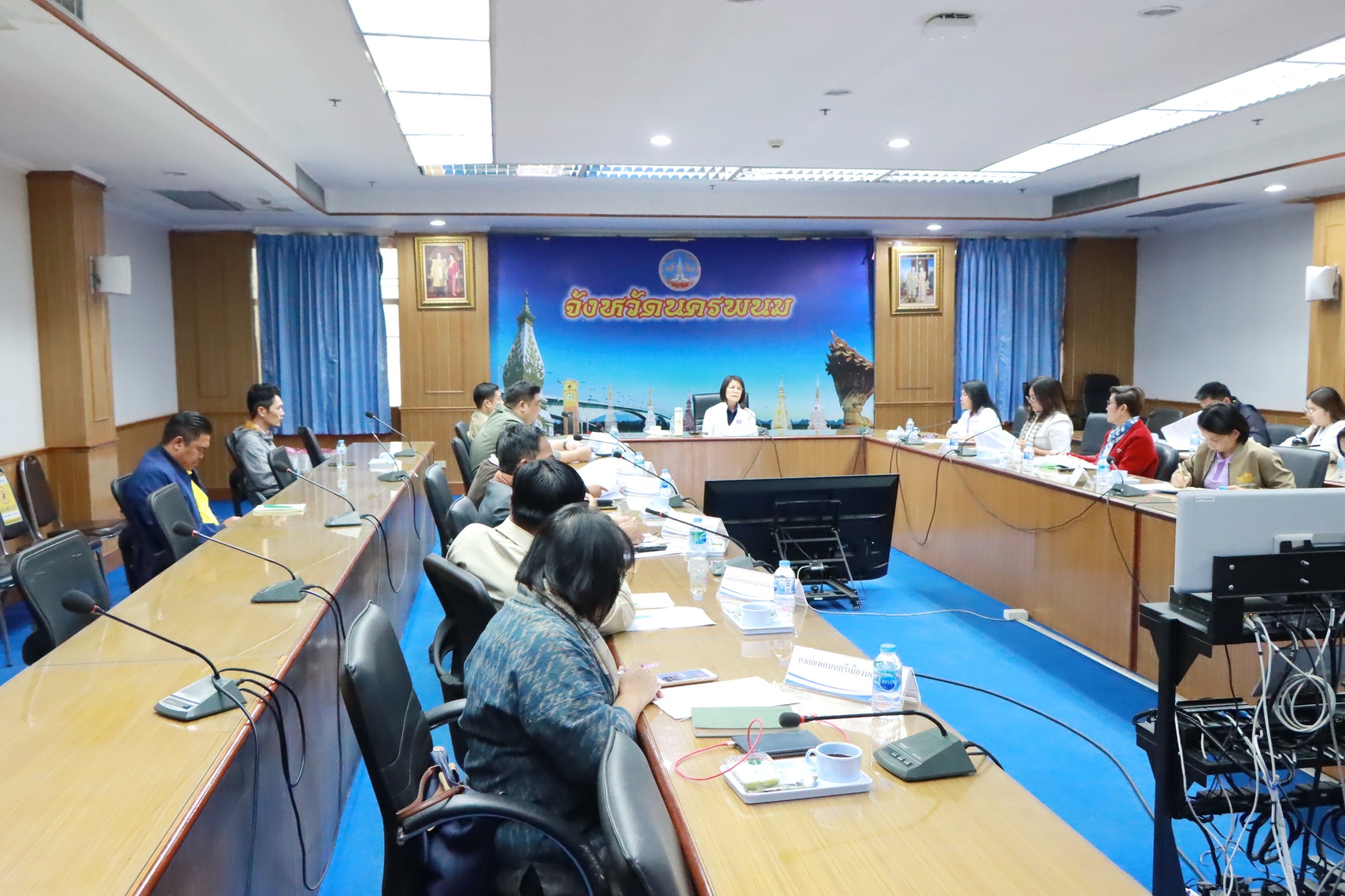พช.นครพนม ร่วมการประชุมหารือเพื่อขับเคลื่อนโครงการการส่งเสริมและต่อยอดงานประเพณีไหลเรือไฟสู่นานาชาติ