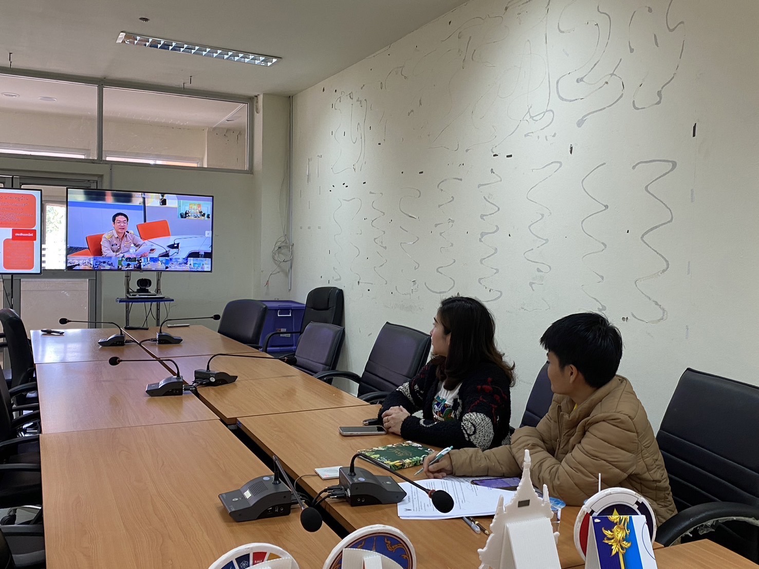 พช.นครพนม ร่วมประชุมโครงการส่งเสริมการพัฒนาชุมชนธรรมาภิบาล ตามแผนบูรณาการต่อต้านการทุจริตและประพฤติมิชอบ ประจำปีงบประมาณ พ.ศ. 2568 ผ่านระบบวีดิทัศน์ทางไกล (Vide Conference)