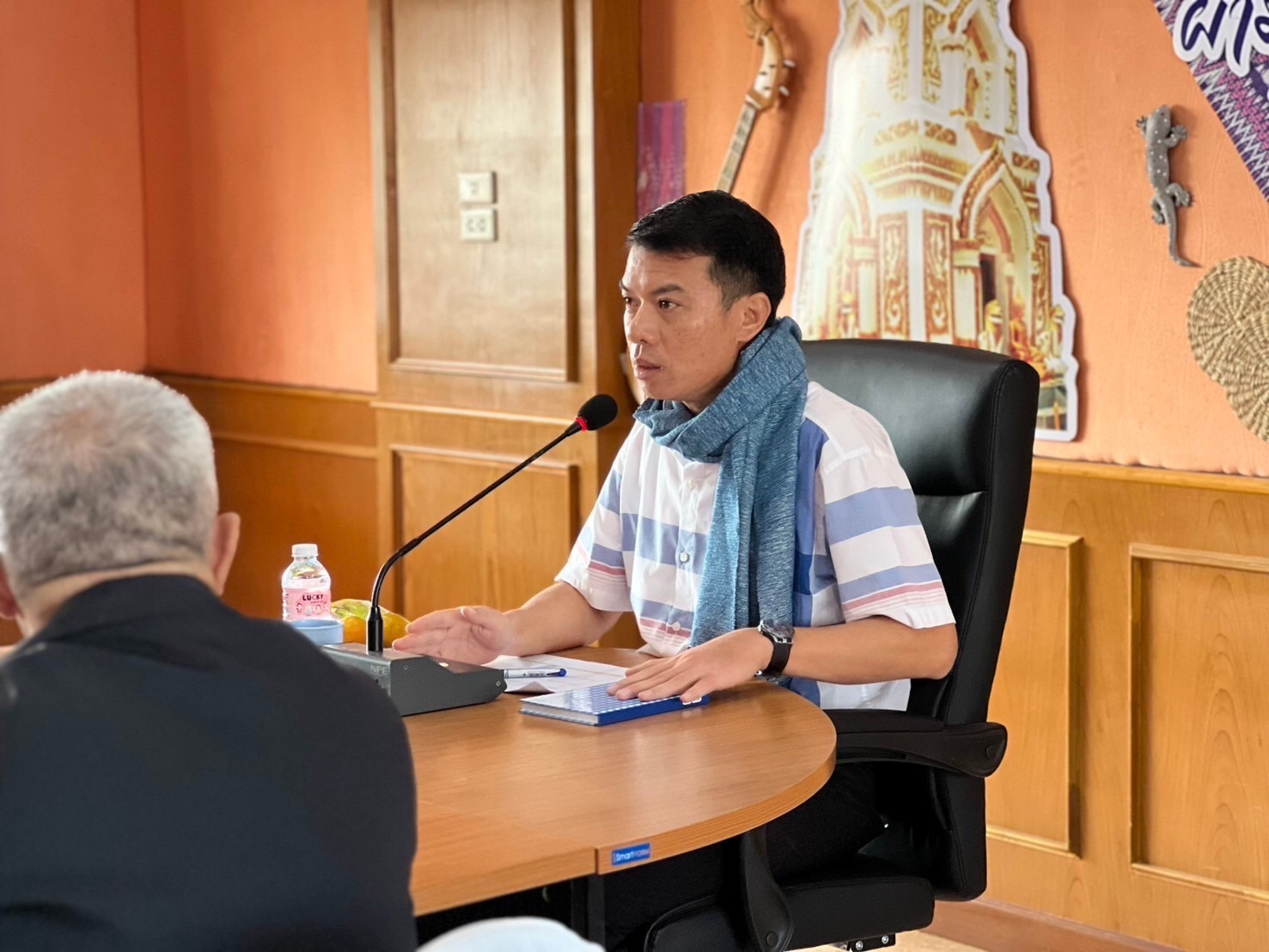 พช.นครพนม ลงพื้นที่สนับสนุนและร่วมแก้ปัญหาหนี้เกินกำหนดชำระของสมาชิกกองทุนพัฒนาบทบาทสตรี พื้นที่อำเภอนาหว้า