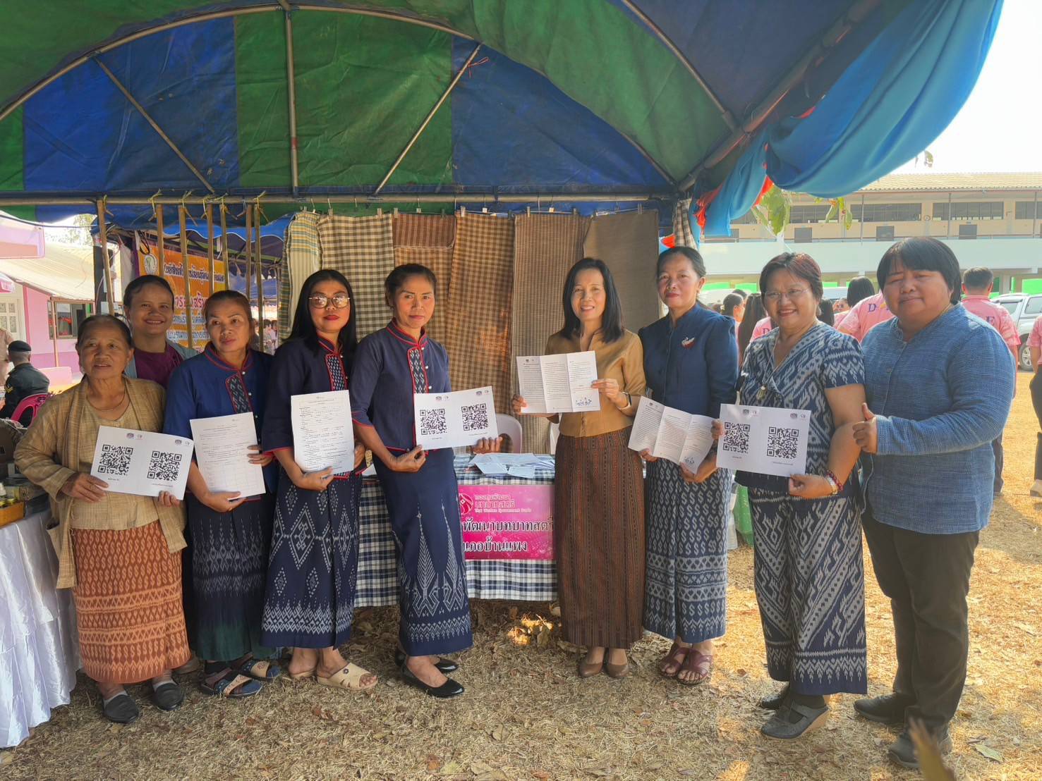 พช.นครพนม ร่วมโครงการจังหวัดเคลื่อนที่แบบบูรณาการ และสนับสนุนการขับเคลื่อนงานพัฒนาชุมชน ในพื้นที่อำเภอบ้านแพง จังหวัดนครพนม