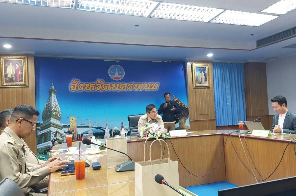 พช.นครพนม ร่วมกิจกรรม Roadshow นำเสนอผลงานเชิงประจักษ์การใช้ประโยชน์บัญชีข้อมูลภาครัฐโครงการส่งเสริมการใช้งานในระบบ Government Data Catalog