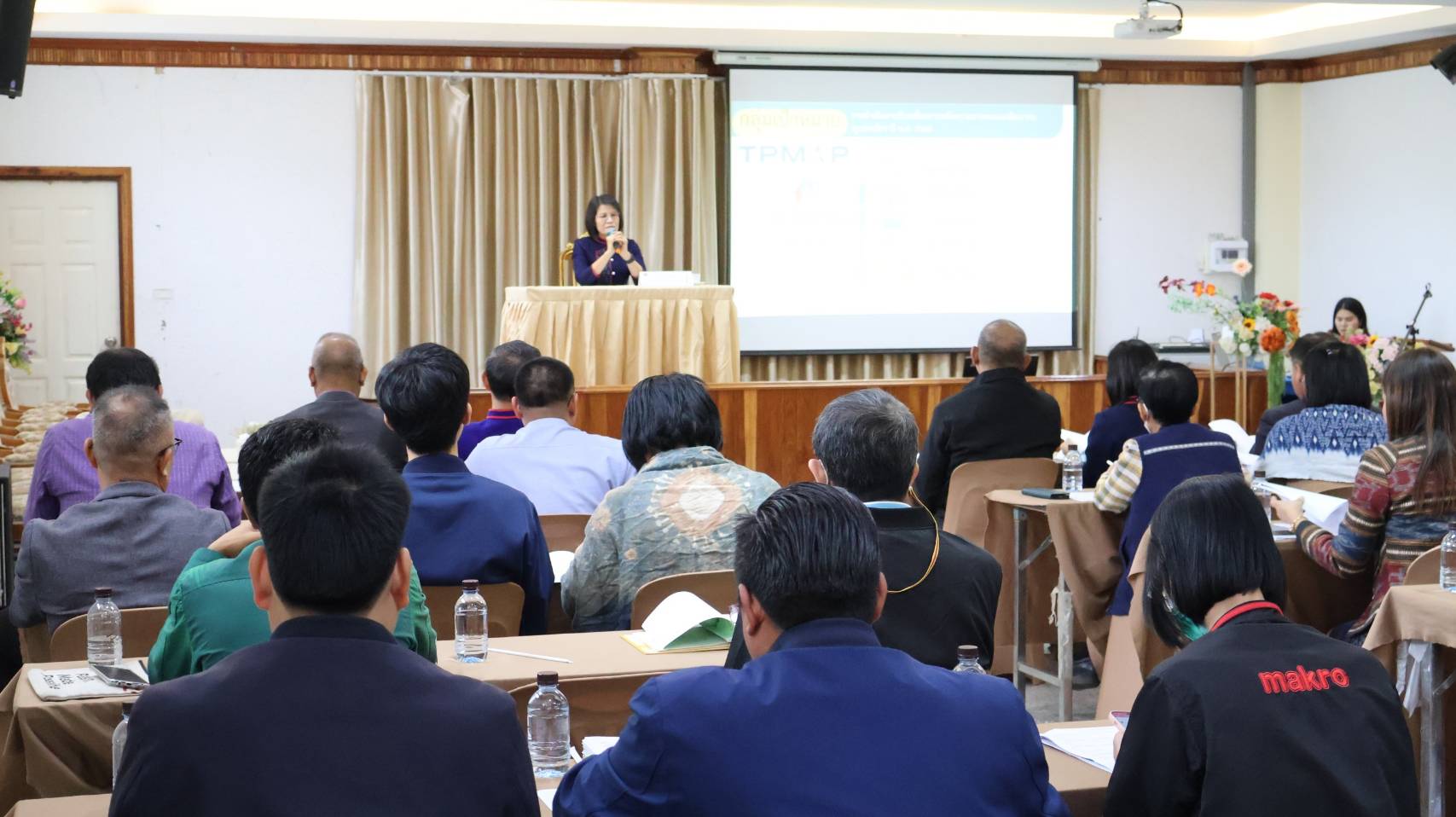 นครพนม Workshop การส่งเสริมการบูรณาการกลไกลการขับเคลื่อนการขจัดความยากจนระดับจังหวัด