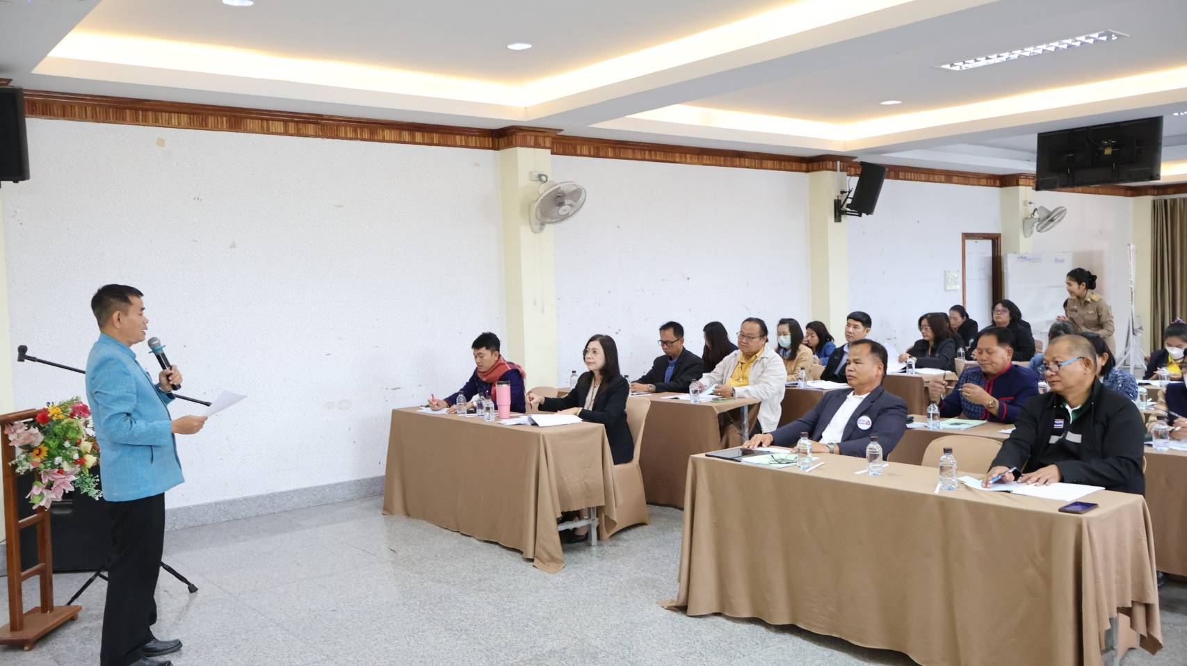 นครพนม Workshop การส่งเสริมการบูรณาการกลไกลการขับเคลื่อนการขจัดความยากจนระดับจังหวัด