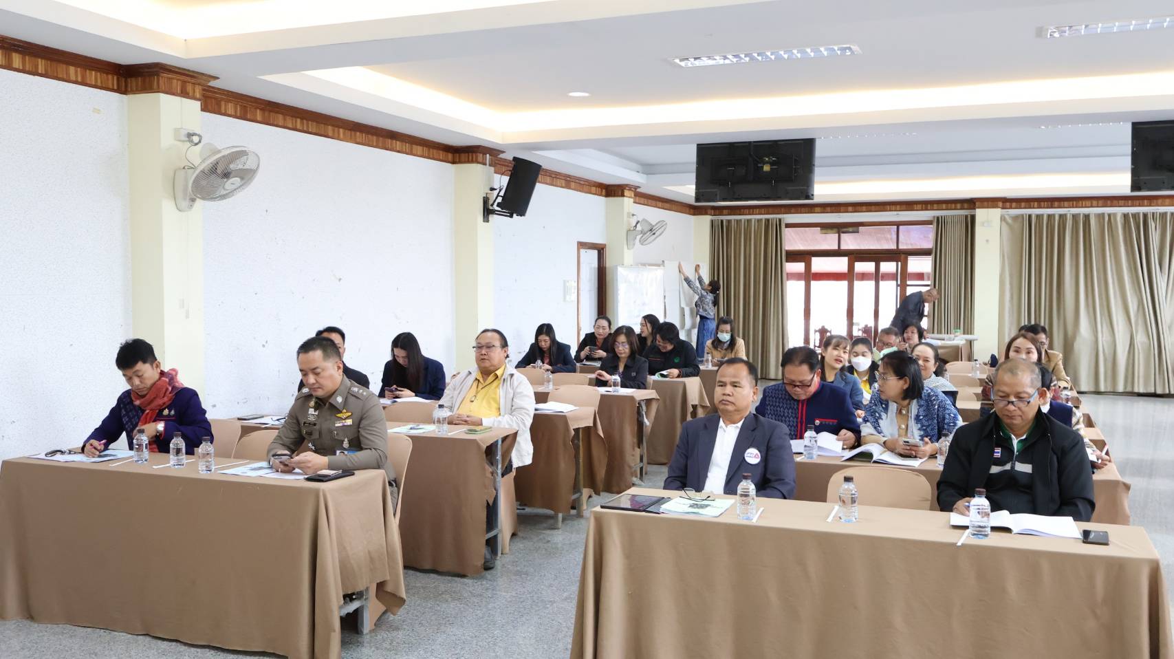 นครพนม Workshop การส่งเสริมการบูรณาการกลไกลการขับเคลื่อนการขจัดความยากจนระดับจังหวัด