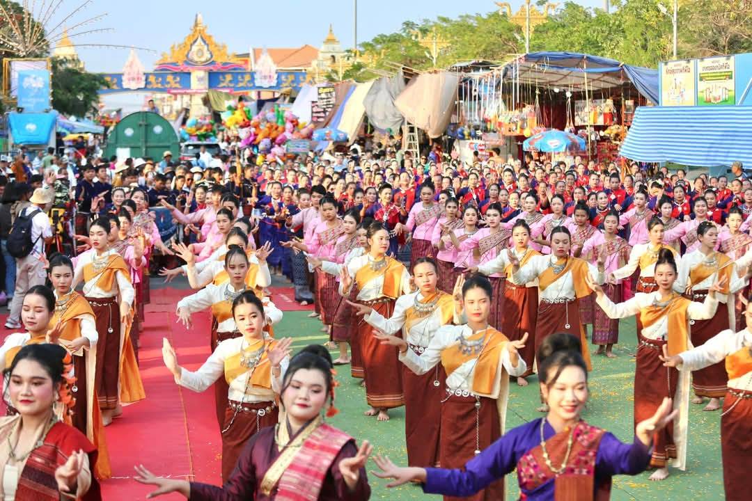 นครพนม เปิดงานนมัสการองค์พระธาตุพนม ชูซอฟต์พาวเวอร์การท่องเที่ยวเชิงวัฒนธรรมสร้างสรรค์ เชื่อมโยงการท่องเที่ยวทางธรรมชาติ
