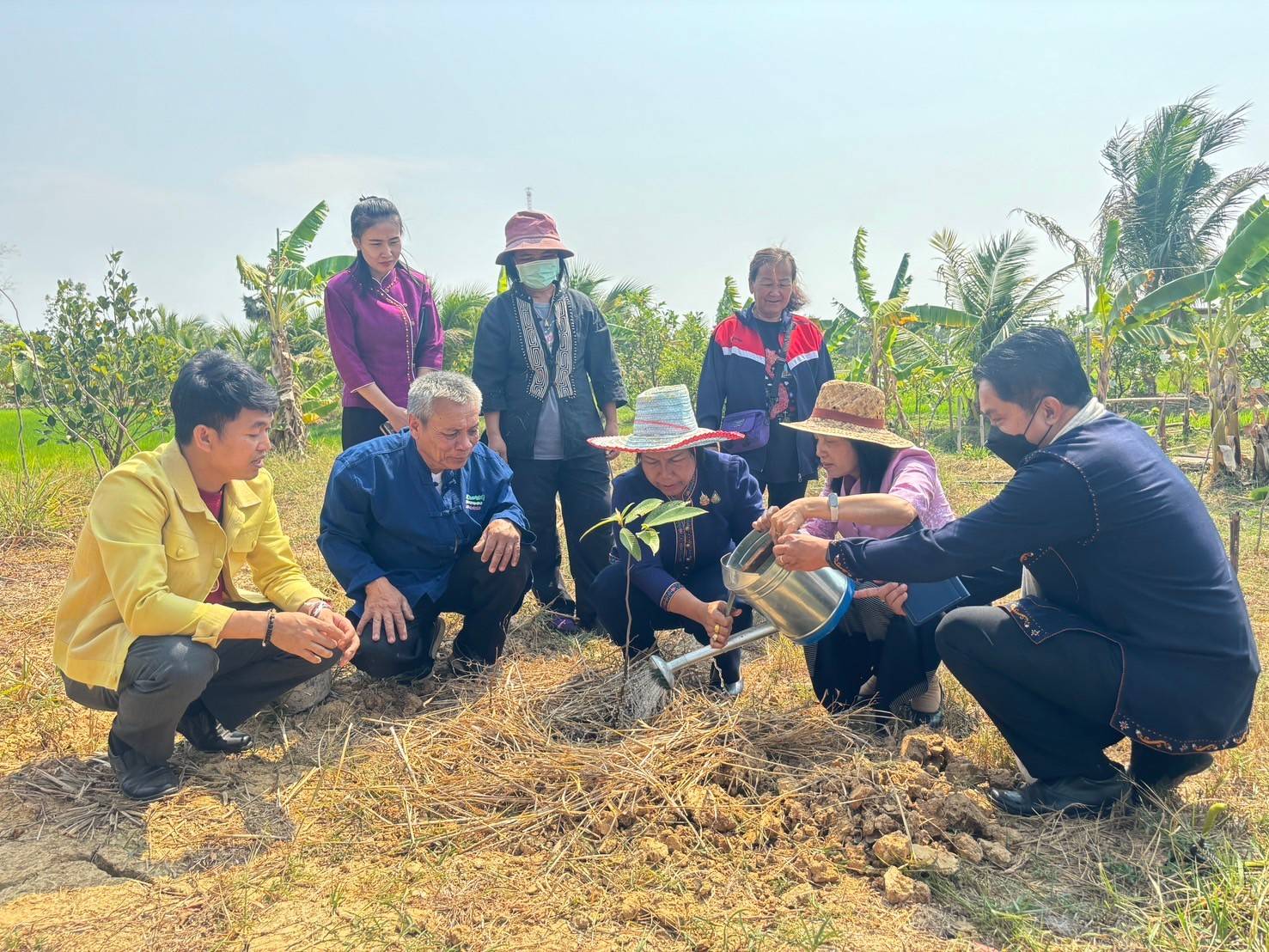 ผู้ตรวจราชการกรมลงพื้นที่ตรวจติดตามผลการดำเนินงานตามโครงการพัฒนาคุณภาพชีวิตตามหลักทฤษฎีใหม่ ประยุกต์สู่ “โคก หนอง นา “ อำเภอธาตุพนม จังหวัดนครพนม