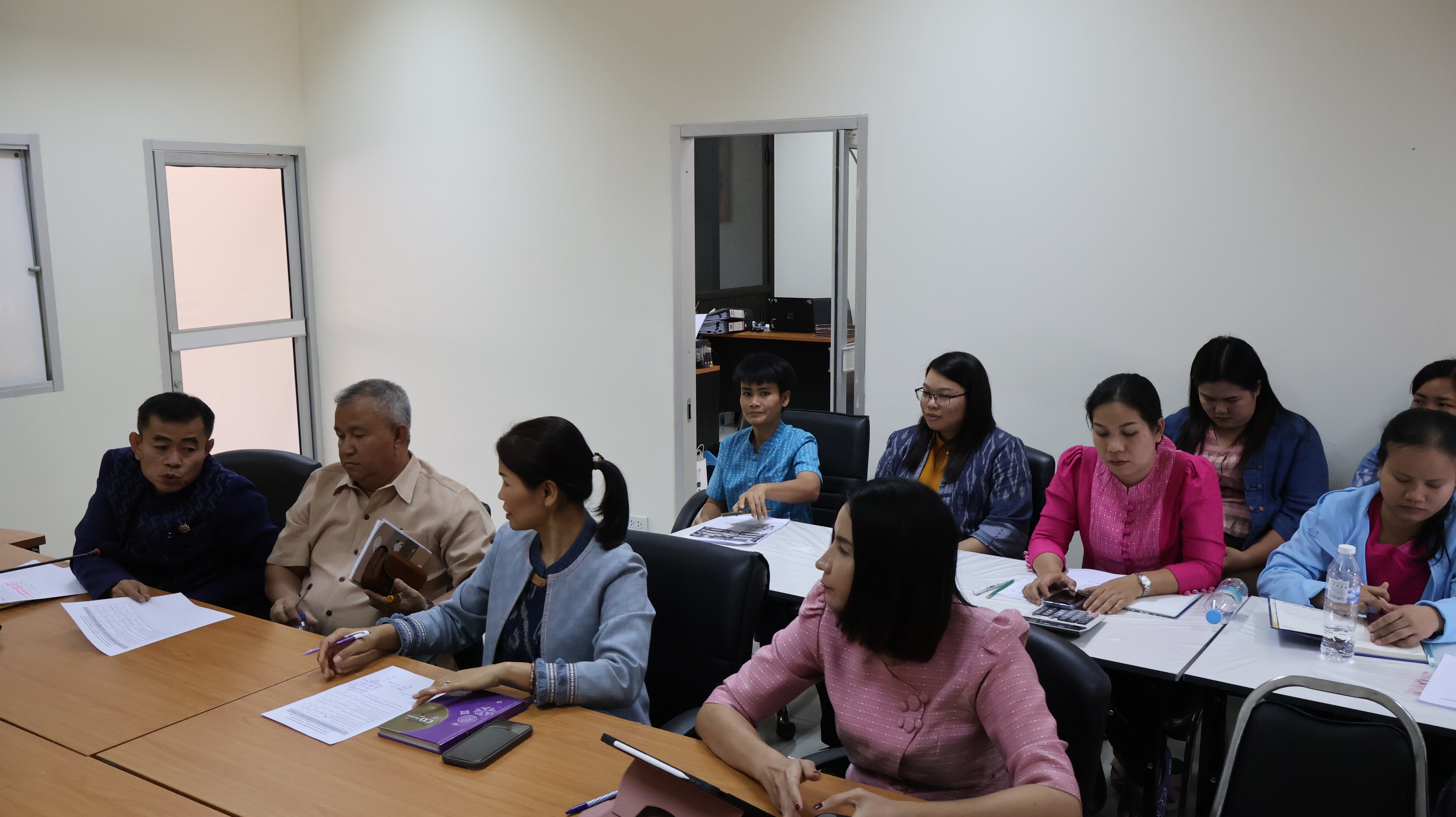พช.นครพนม ประชุมติดตามการขับเคลื่อนการดำเนินงานพัฒนาชุมชน สำนักงานพัฒนาชุมชนจังหวัดนครพนม