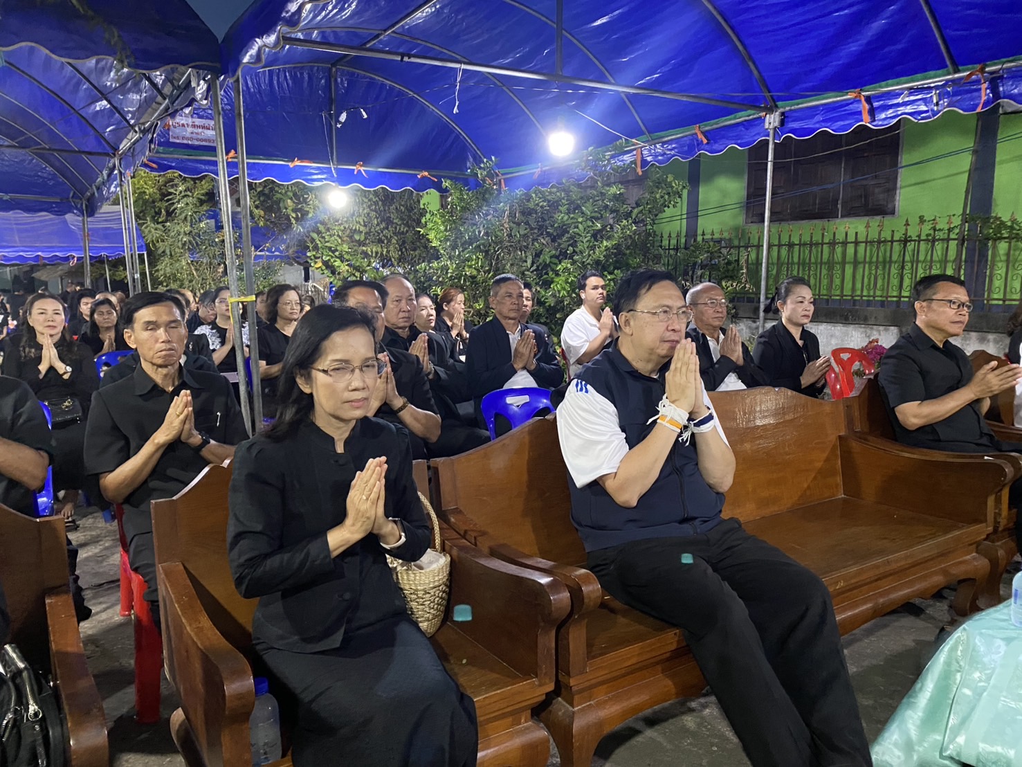 พช.นครพนม ร่วมเป็นเจ้าภาพสวดอภิธรรมศพ มารดาของนายภาสวัฒน์ บุญสม