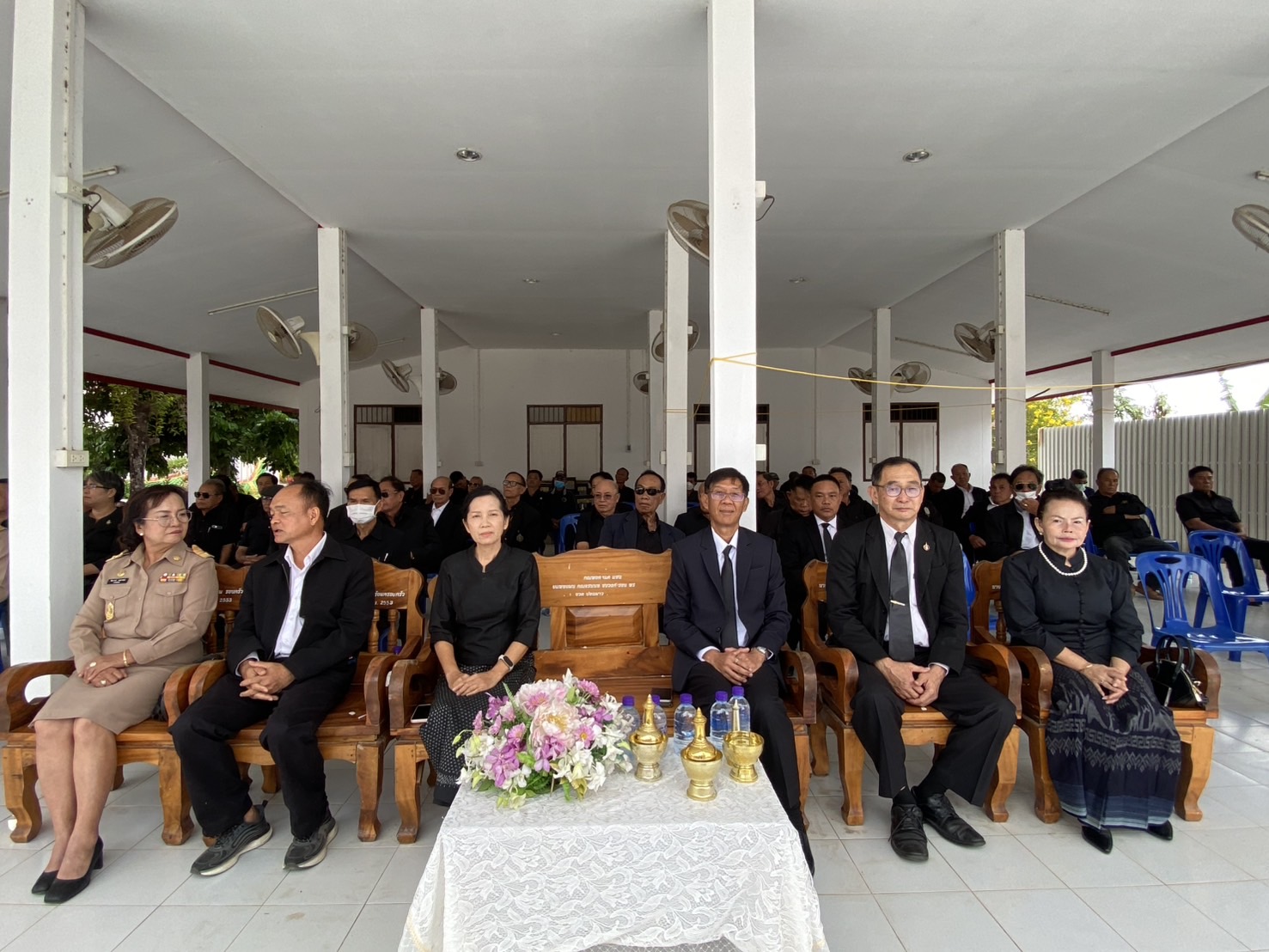 พช.นครพนม ร่วมพิธีฌาปนกิจศพ คุณแม่ภิตินันท์ ภากรกุล มารดาของนายภาสวัฒน์ บุญสม นักวิชาการพัฒนาชุมชนชำนาญการ