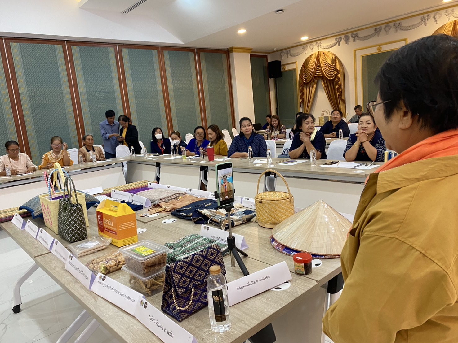 พช.นครพนม ส่งเสริมกระบวนการเครือข่ายองค์ความรู้ (Knowledge-Based OTOP : KBO)
