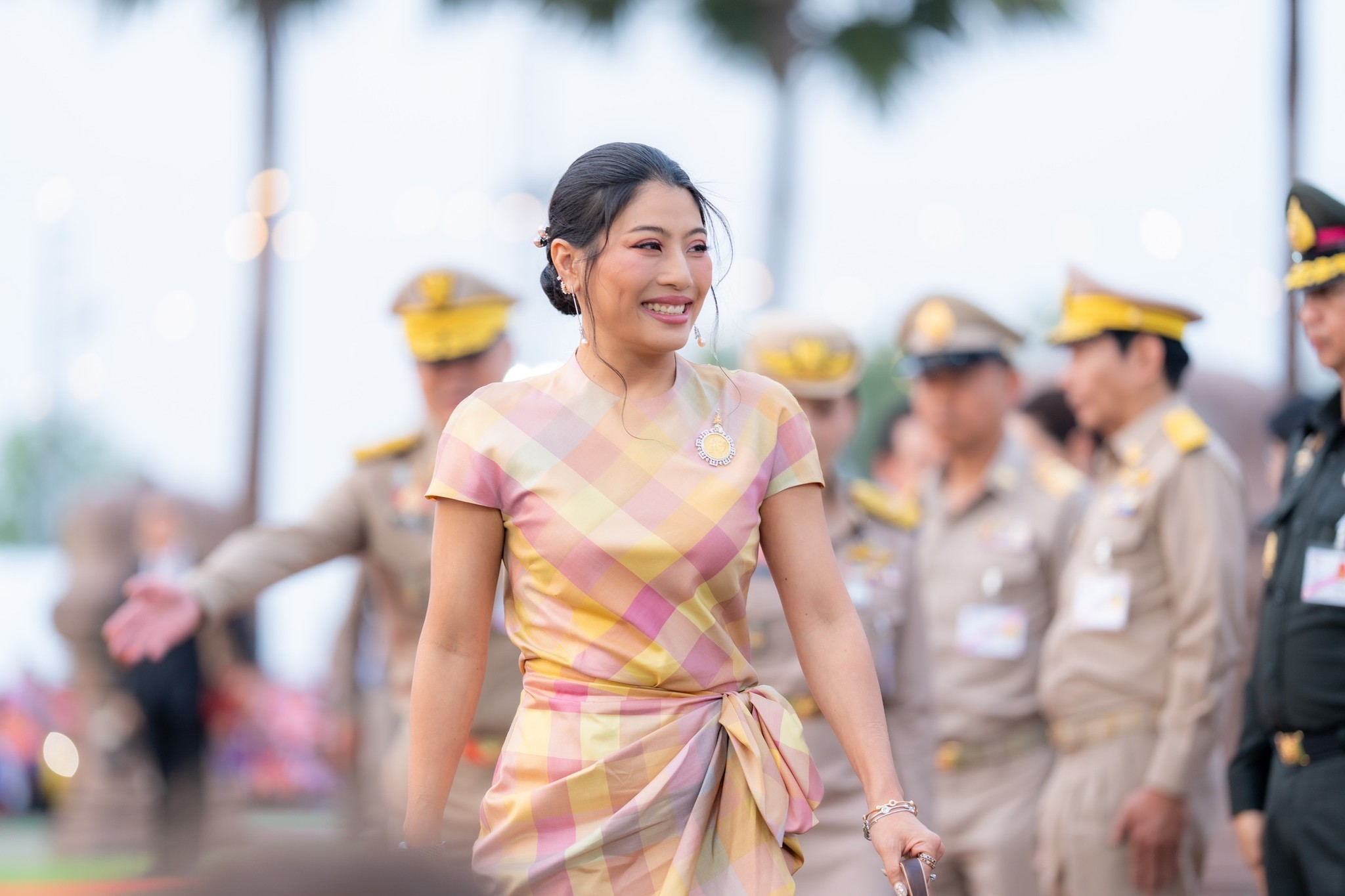 ผู้ว่าฯ นครพนม ร่วมเฝ้ารับเสด็จสมเด็จพระเจ้าลูกเธอ เจ้าฟ้าสิริวัณณวรี นารีรัตนราชกัญญา ในโอกาสเสด็จไปทอดพระเนตรงาน “COLORS OF BURIRAM 2025”