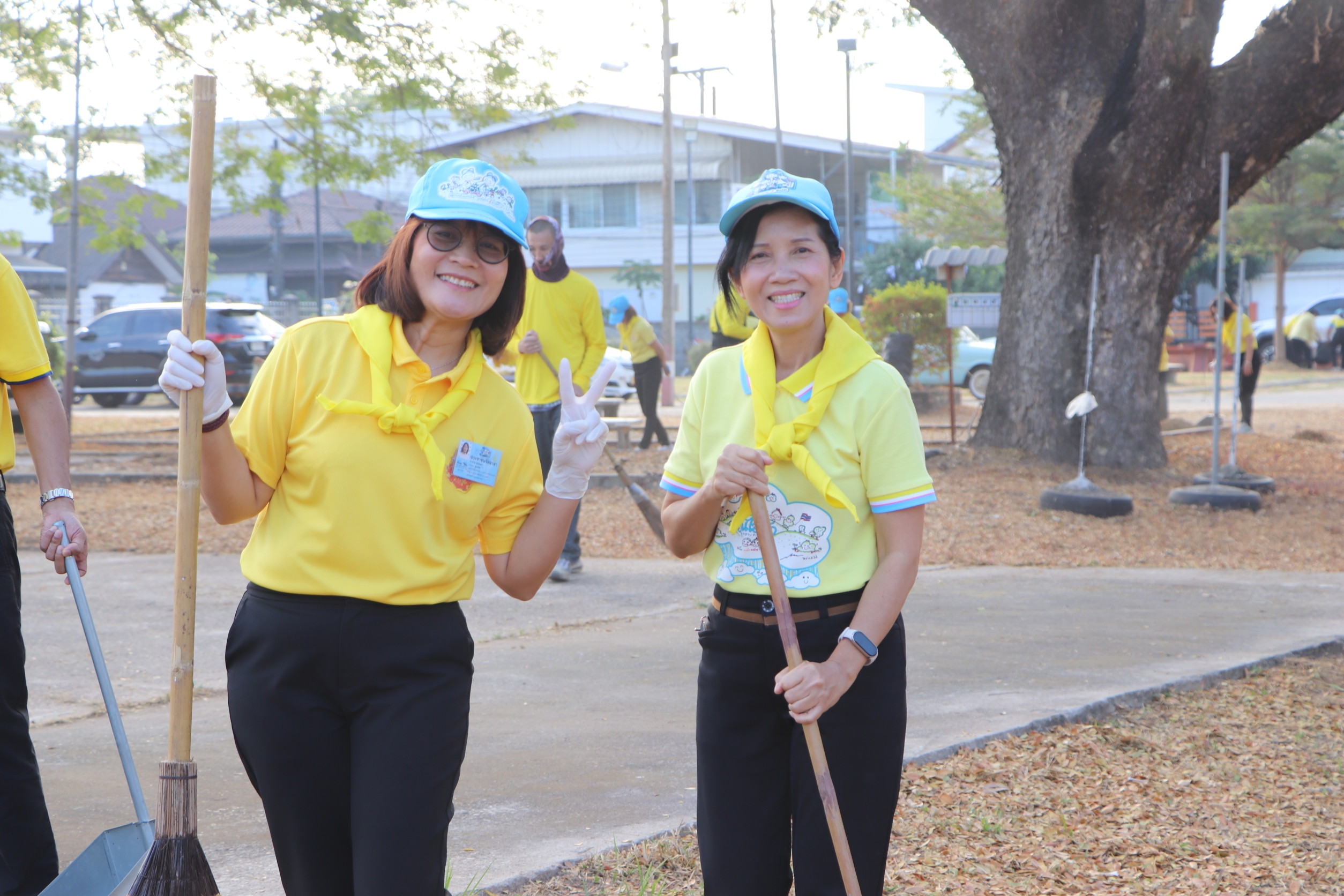 นครพนม จัดกิจกรรมจิตอาสาเนื่องในวันที่ระลึกพระบาทสมเด็จพระพุทธเลิศหล้านภาลัย ประจำปี 2568
