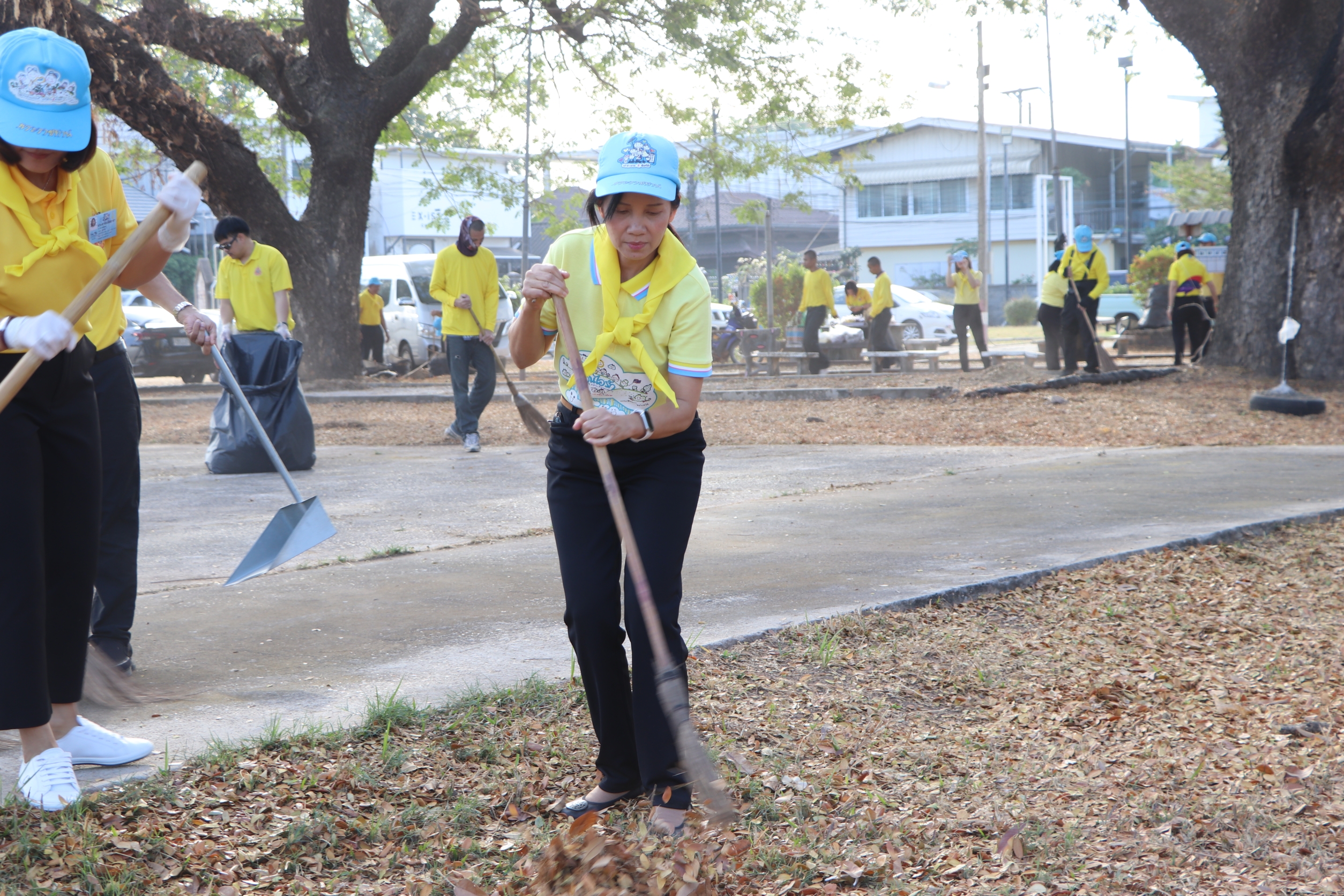 นครพนม จัดกิจกรรมจิตอาสาเนื่องในวันที่ระลึกพระบาทสมเด็จพระพุทธเลิศหล้านภาลัย ประจำปี 2568