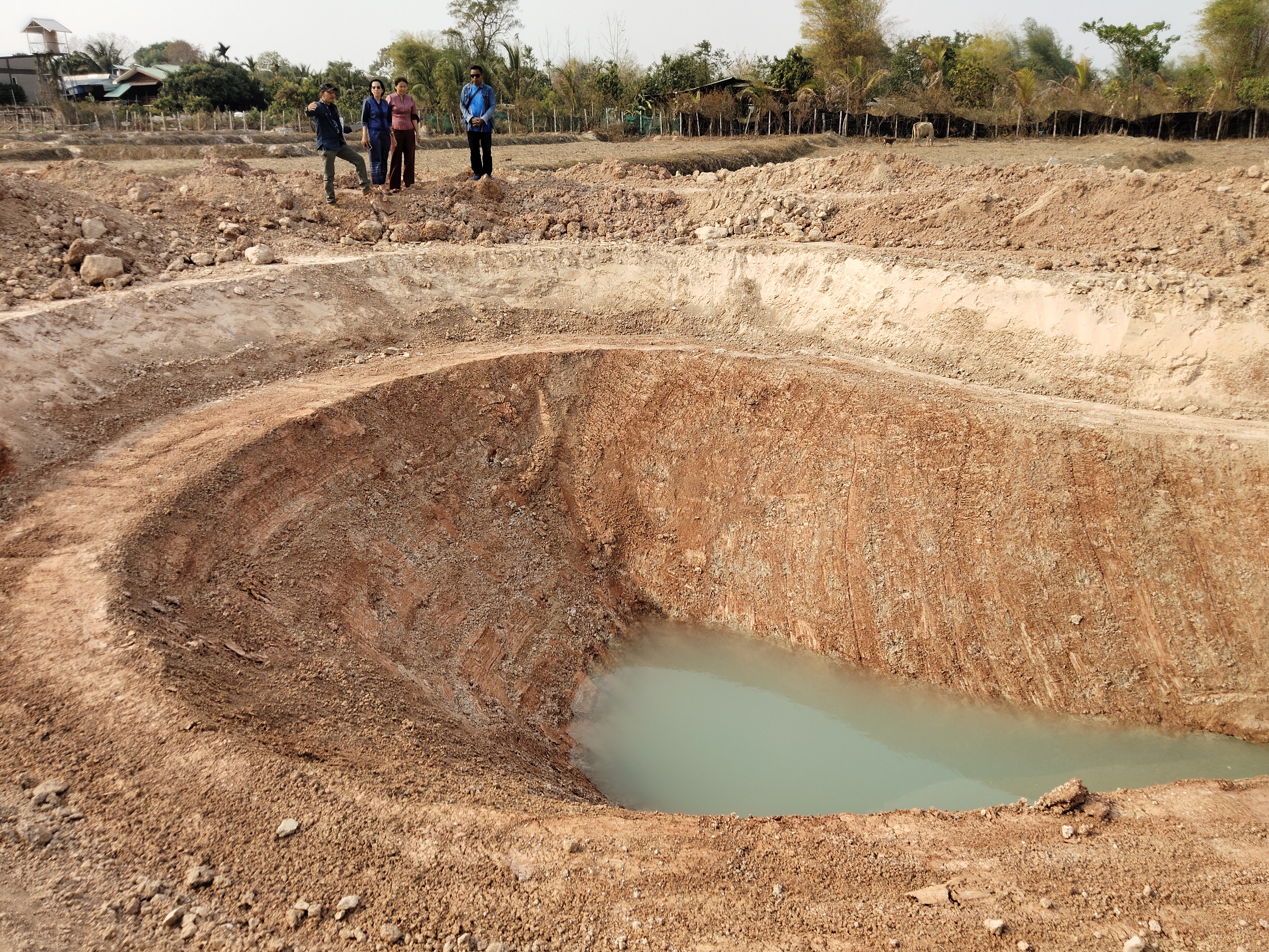 พช.นครพนม ลงพื้นที่ติดตามการเตรียมความพร้อมพื้นที่ประชุมแม่บ้านมหาดไทยสัญจร ประจำปี 2568 ครั้งที่ 2 และกิจกรรมพัฒนาศูนย์เรียนรู้ทฤษฎีใหม่รูปแบบ “โคก หนอง นา” ระดับหมู่บ้าน ในพื้นที่อำเภอธาตุพนม