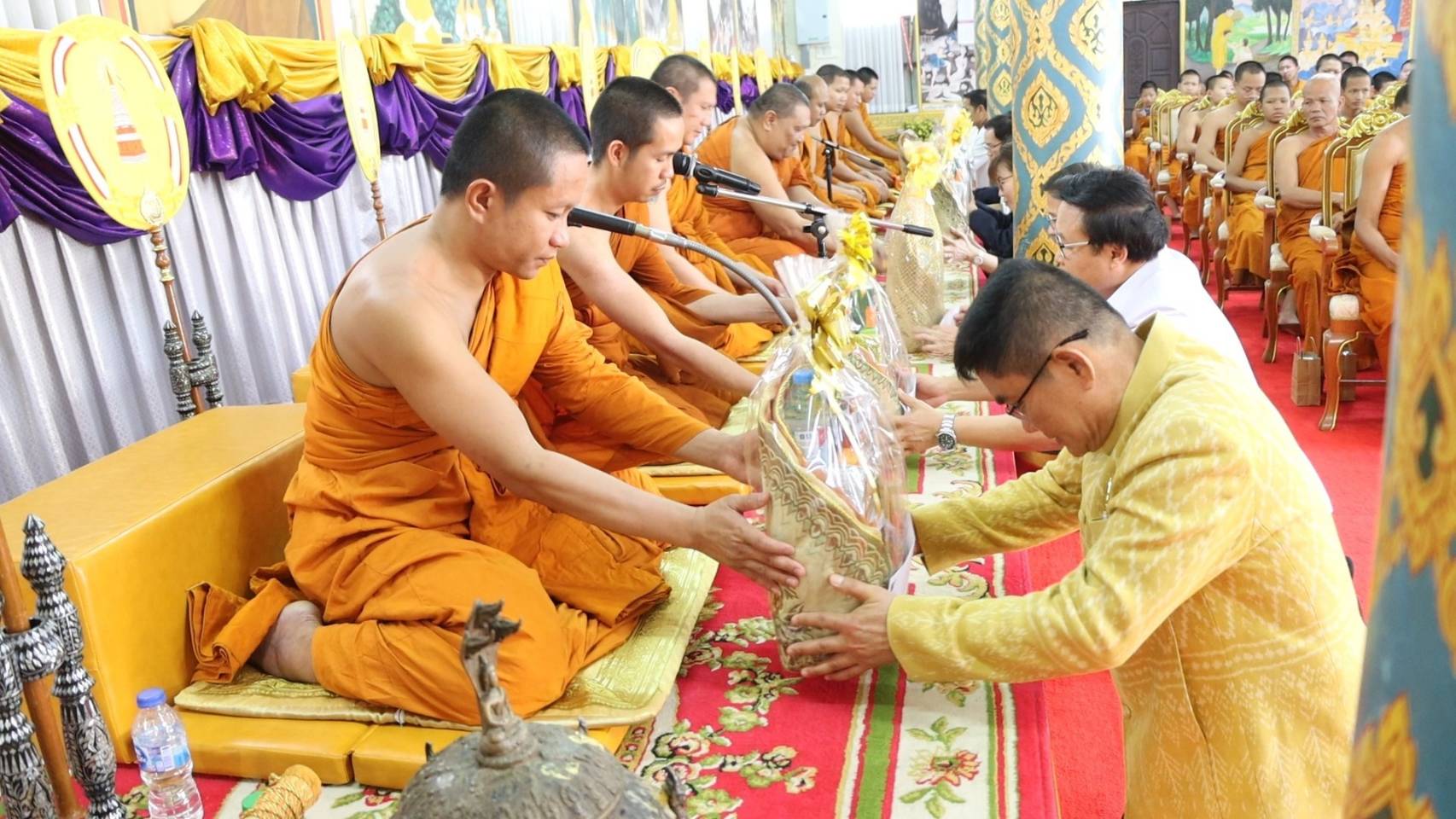 พช.นครพนม ร่วมกิจกรรม Kick off โครงการถวายการดูแลสุขภาพพระสงฆ์ สามเณร แม่ชีและผู้นำทางศาสนา จังหวัดนครพนม