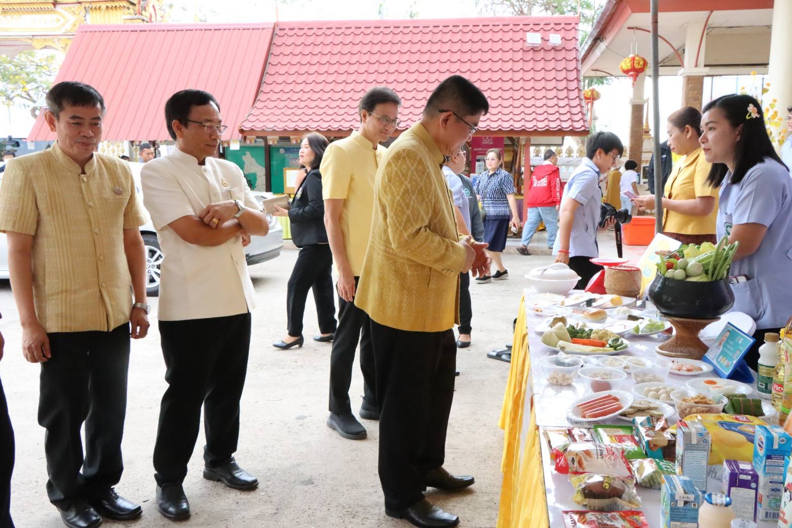 พช.นครพนม ร่วมกิจกรรม Kick off โครงการถวายการดูแลสุขภาพพระสงฆ์ สามเณร แม่ชีและผู้นำทางศาสนา จังหวัดนครพนม