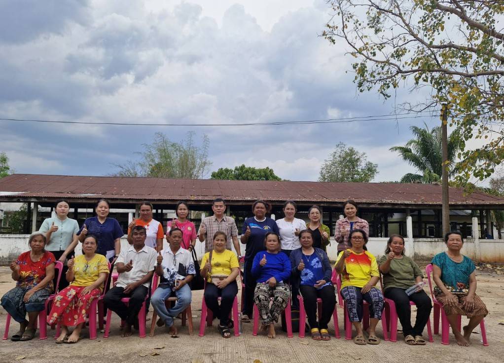 กรมการพัฒนาชุมชน ร่วมกับ พช.นครพนม ติดตามสนับสนุนการดำเนินงานโครงการแก้ไขปัญหาหนี้สินครัวเรือนของประชาชนโดยทุนชุมชน