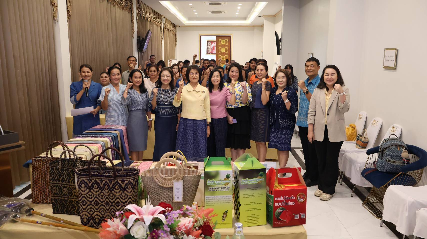 นครพนม เฟ้นหาสุดยอดผลิตภัณฑ์ OTOP เด่น (Provincial Star OTOP : PSO)