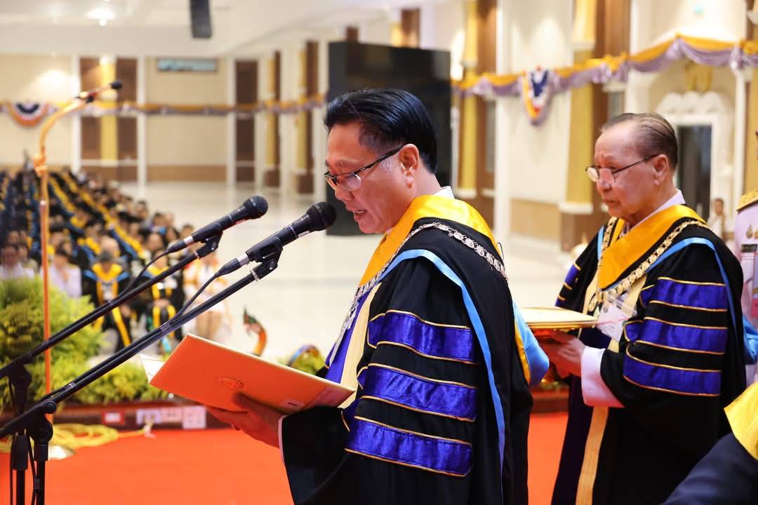 นครพนม รับเสด็จสมเด็จพระกนิษฐาธิราชเจ้า กรมสมเด็จพระเทพรัตนราชสุดาฯ สยามบรมราชกุมารี เสด็จพระราชดำเนินแทนพระองค์ พระราชทานปริญญาบัตรแก่ผู้สำเร็จการศึกษาจากมหาวิทยาลัยนครพนม ปีการศึกษา 2566