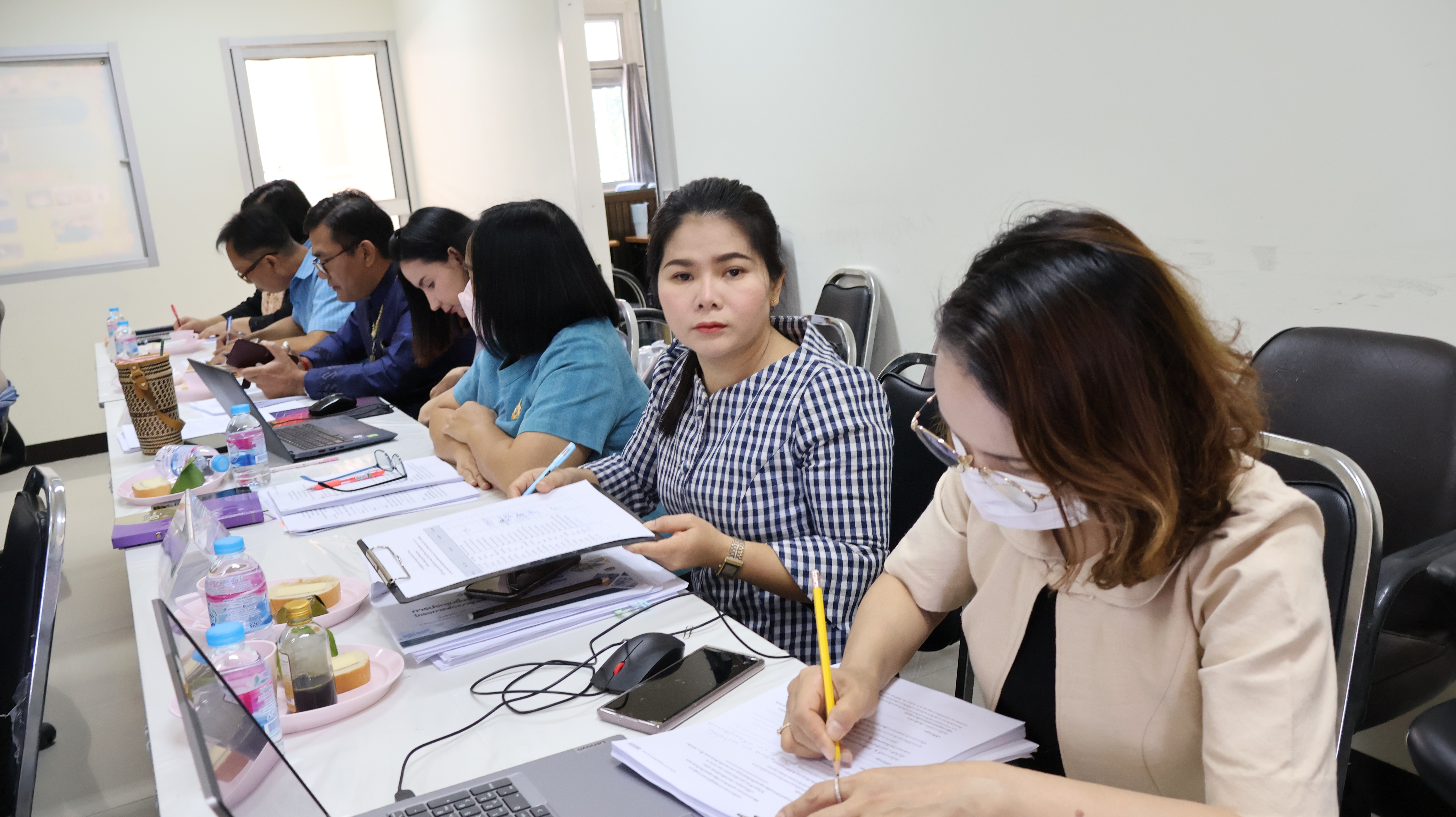 พช.นครพนม ประชุมผู้อำนวยการกลุ่มงานฯ พัฒนาการอำเภอ และนักวิชาการพัฒนาชุมชนจังหวัดนครพนม ครั้งที่ 3/2568 ประจำเดือนมีนาคม 2568