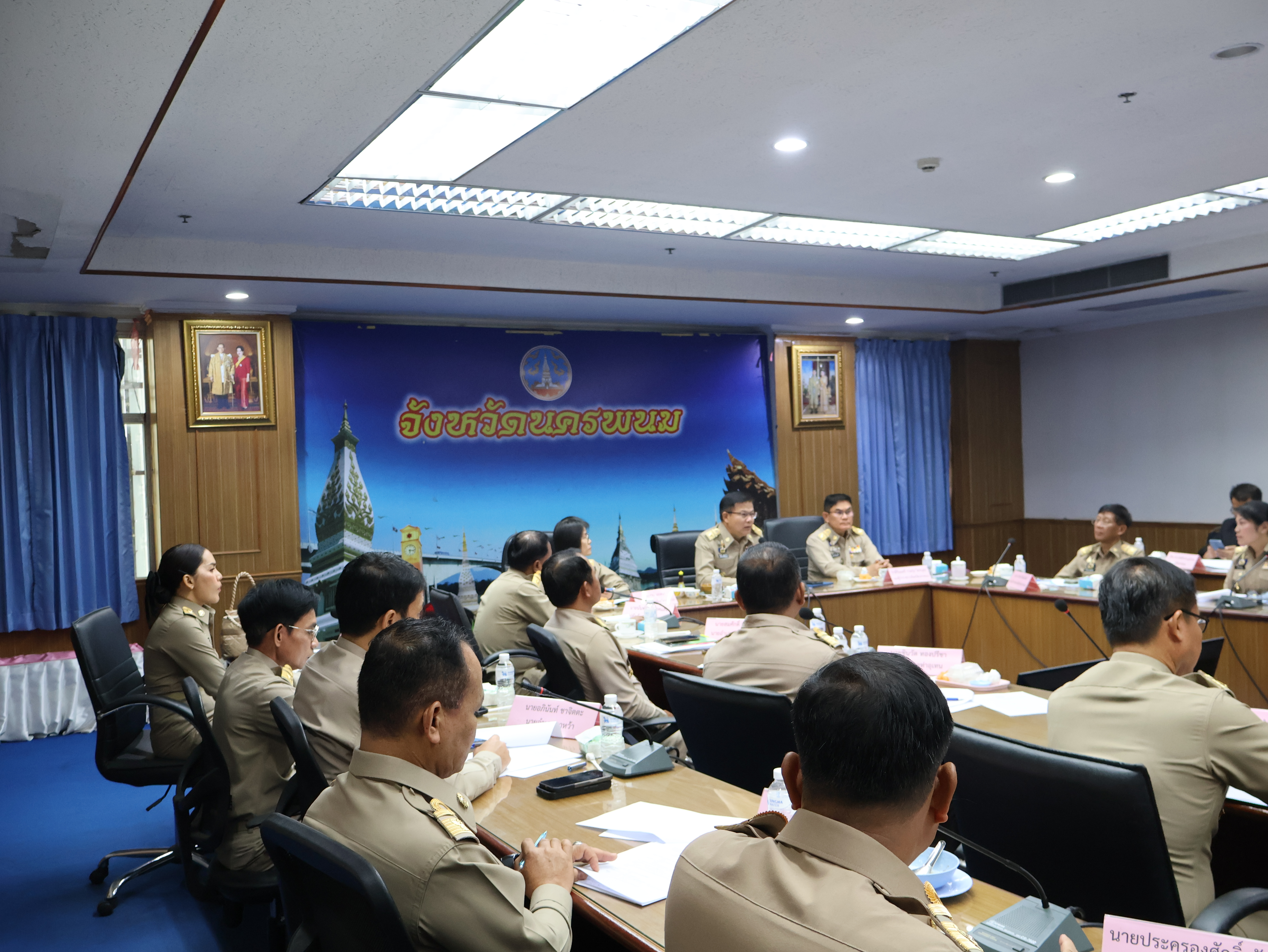 พช.นครพนม ร่วมการประชุมรองผู้ว่าราชการจังหวัด หัวหน้าส่วนราชการสังกัดกระทรวงมหาดไทย และนายอำเภอ ในการขับเคลื่อนการพัฒนาและดูแลความเป็นอยู่ของประชาชน