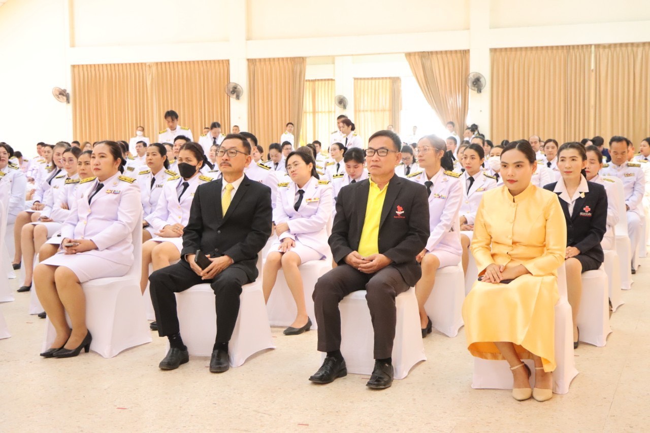 พช.นครพนม ร่วมประกอบพิธีถวายเครื่องราชสักการะพระบิดาแห่งมาตรฐานการช่างไทย เนื่องในวันมาตรฐานฝีมือแรงงานแห่งชาติ