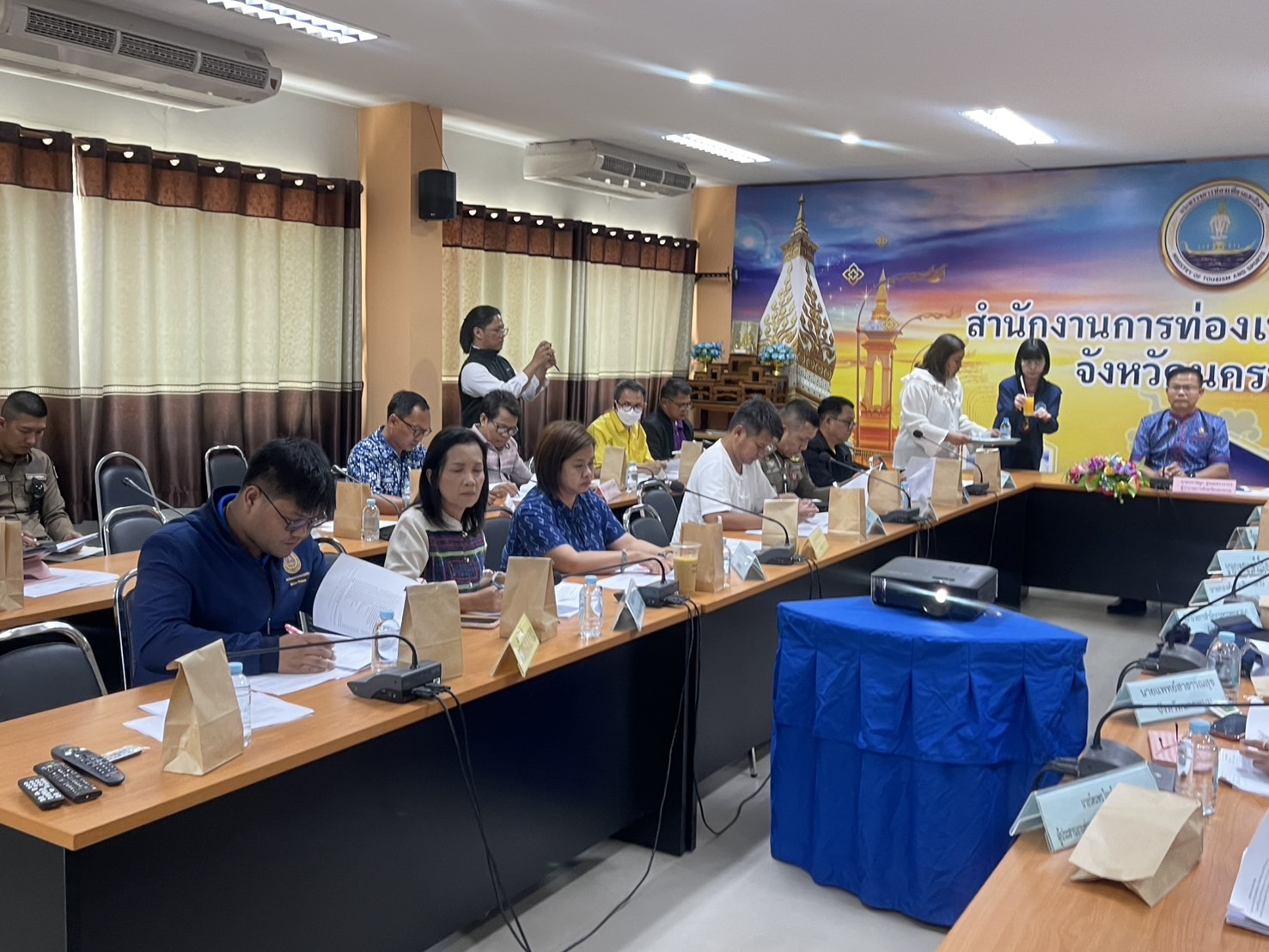 พช.นครพนม ร่วมประชุมคณะกรรมการดำเนินการจัดงานประเพณีสงกรานต์นครพนม ประจำปี 2568