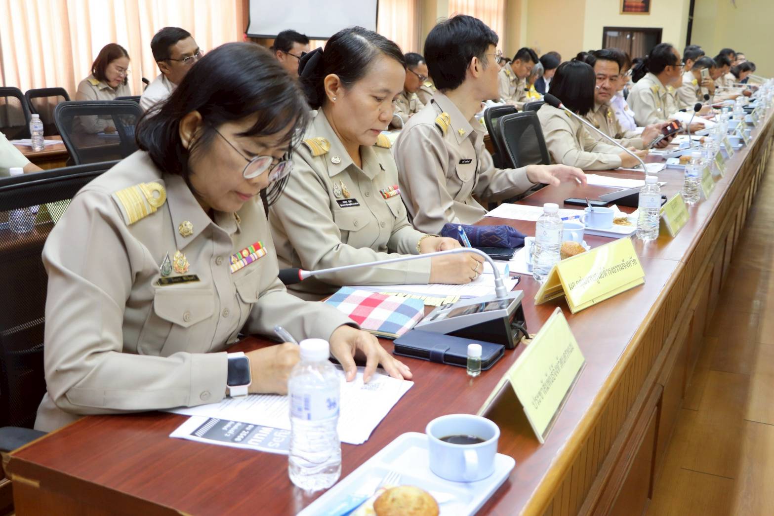 พช.นครพนม ร่วมประชุมคณะกรมการจังหวัดนครพนม ครั้งที่ 4/2568 ประจำเดือนเมษายน 2568