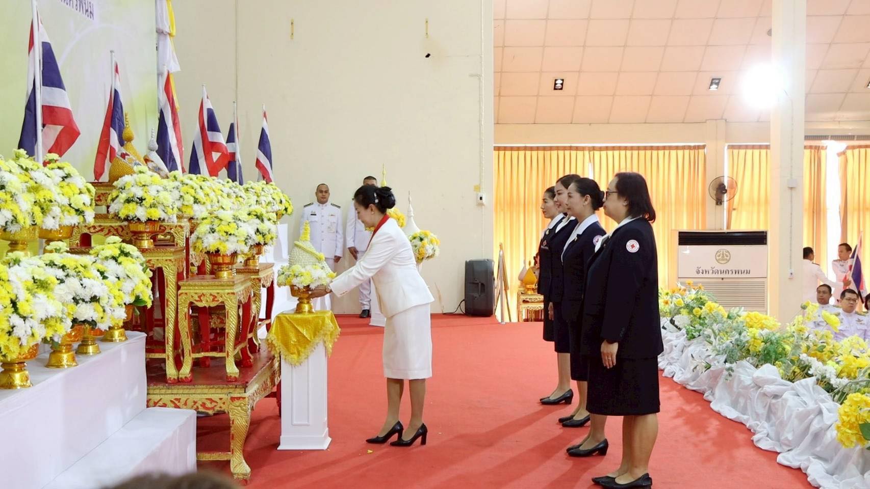 พช.นครพนม ร่วมพิธีวันที่ระลึกพระบาทสมเด็จพระนั่งเกล้าเจ้าอยู่หัว พระมหาเจษฎาราชเจ้า และวันข้าราชการพลเรือน ประจำปี 2568