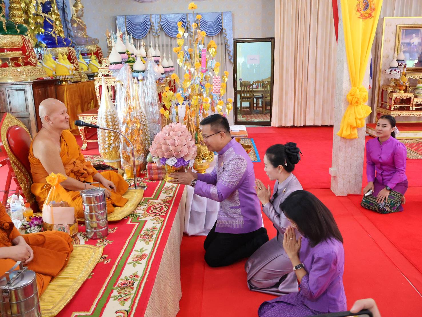 นครพนม ทอดผ้าป่าสมทบกองทุนพัฒนาเด็กชนบท ในพระราชูปถัมภ์ สมเด็จพระเทพรัตนราชสุดา ฯ สยามบรมราชกุมารี จังหวัดนครพนม ประจำปี พ.ศ. 2568