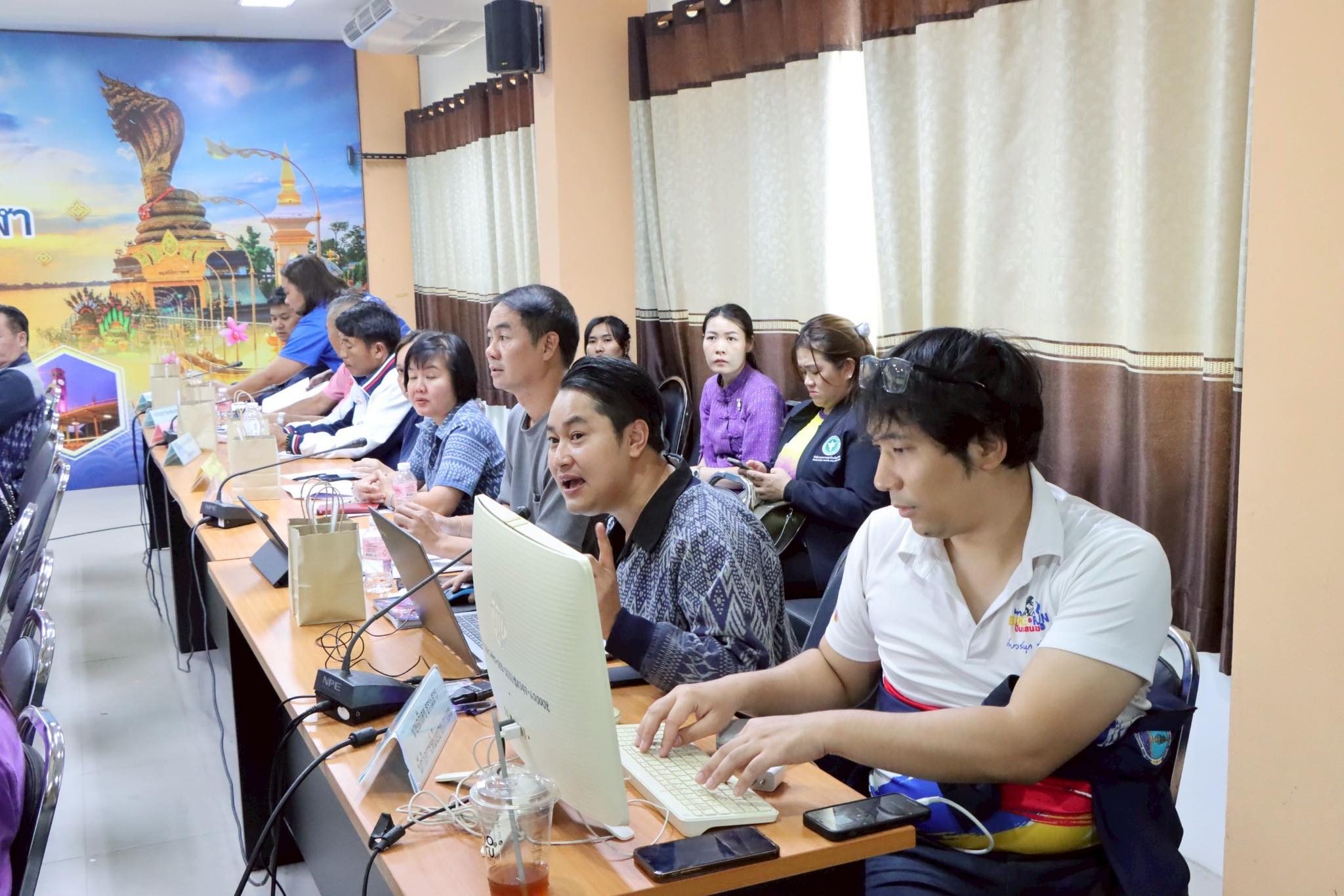 พช.นครพนม ร่วมประชุมคณะกรรมการจัดงานประเพณีสงกรานต์นครพนม 2568