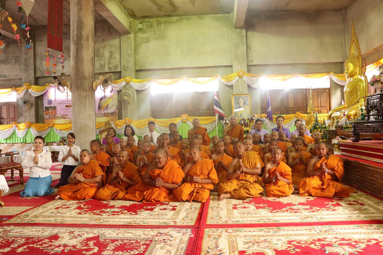 พช.นครพนม ร่วมพิธีบรรพชาสามเณรภาคฤดูร้อน ภายใต้โครงการเสริมสร้างคุณธรรมจริยธรรม ค่านิยมและความเป็นไทย จังหวัดนครพนม ประจำปีงบประมาณ พ.ศ. 2568