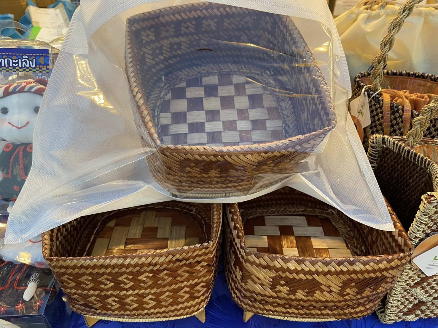 พช.นครพนม ติดตามสนับสนุนกิจกรรมทดสอบตลาดตามโครงการพัฒนาผลิตภัณฑ์ OTOP กลุ่ม QD ให้มีคุณภาพ