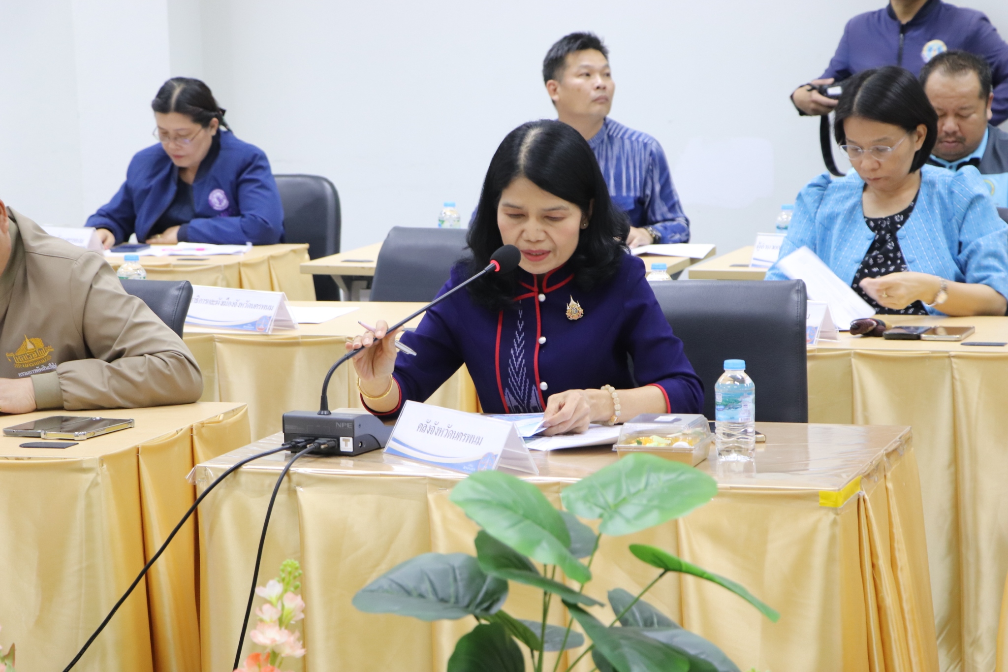 พช.นครพนม: ประชุมคณะกรรมการร่วมภาครัฐและเอกชนเพื่อแก้ไขปัญหาทางเศรษฐกิจจังหวัดนครพนม